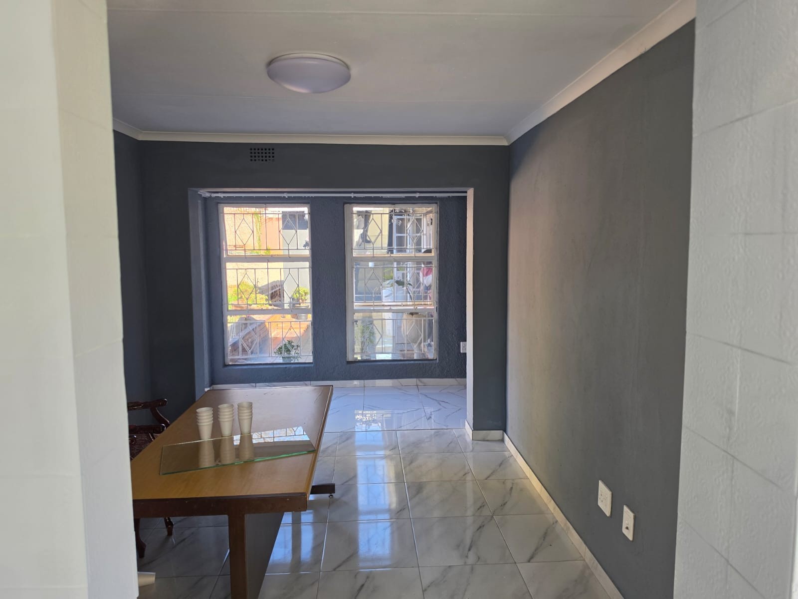 Cottage for rent in Bramley Manor, Johannesburg