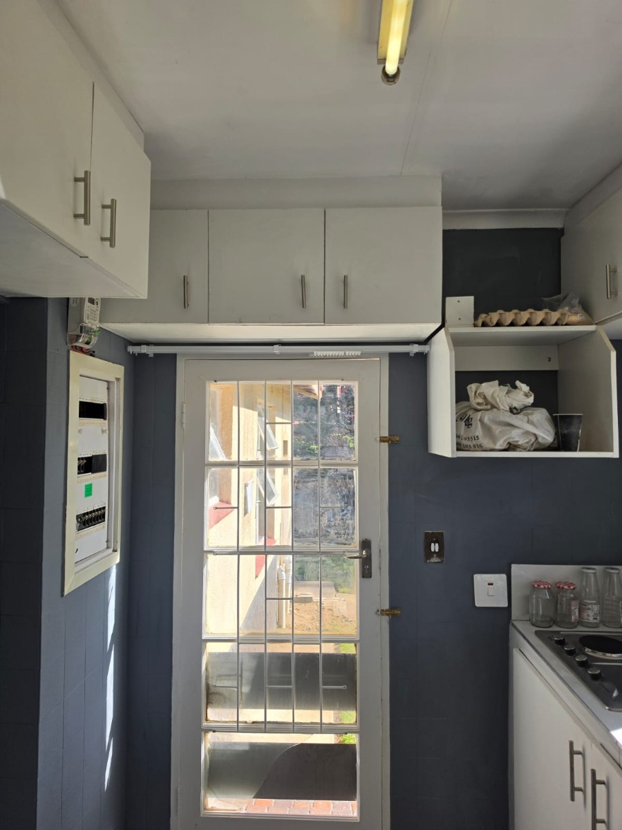 Cottage for rent in Bramley Manor, Johannesburg