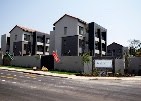 2 BEDROOM Apartment To Rent in Lonehill, Sandton 5