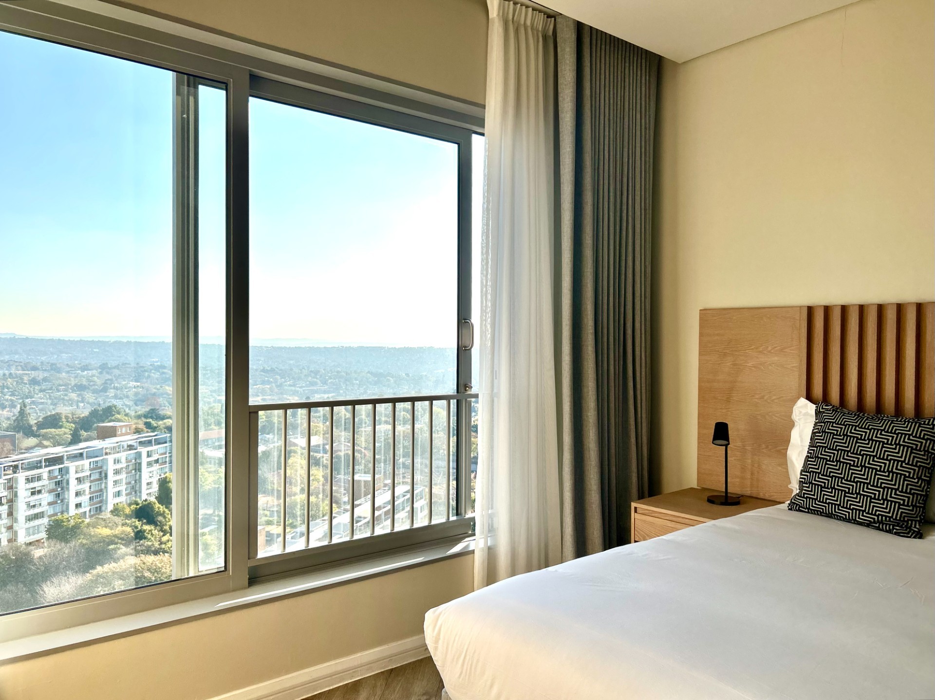 Apartment for rent in Sandton Central, Sandton, 41 m²