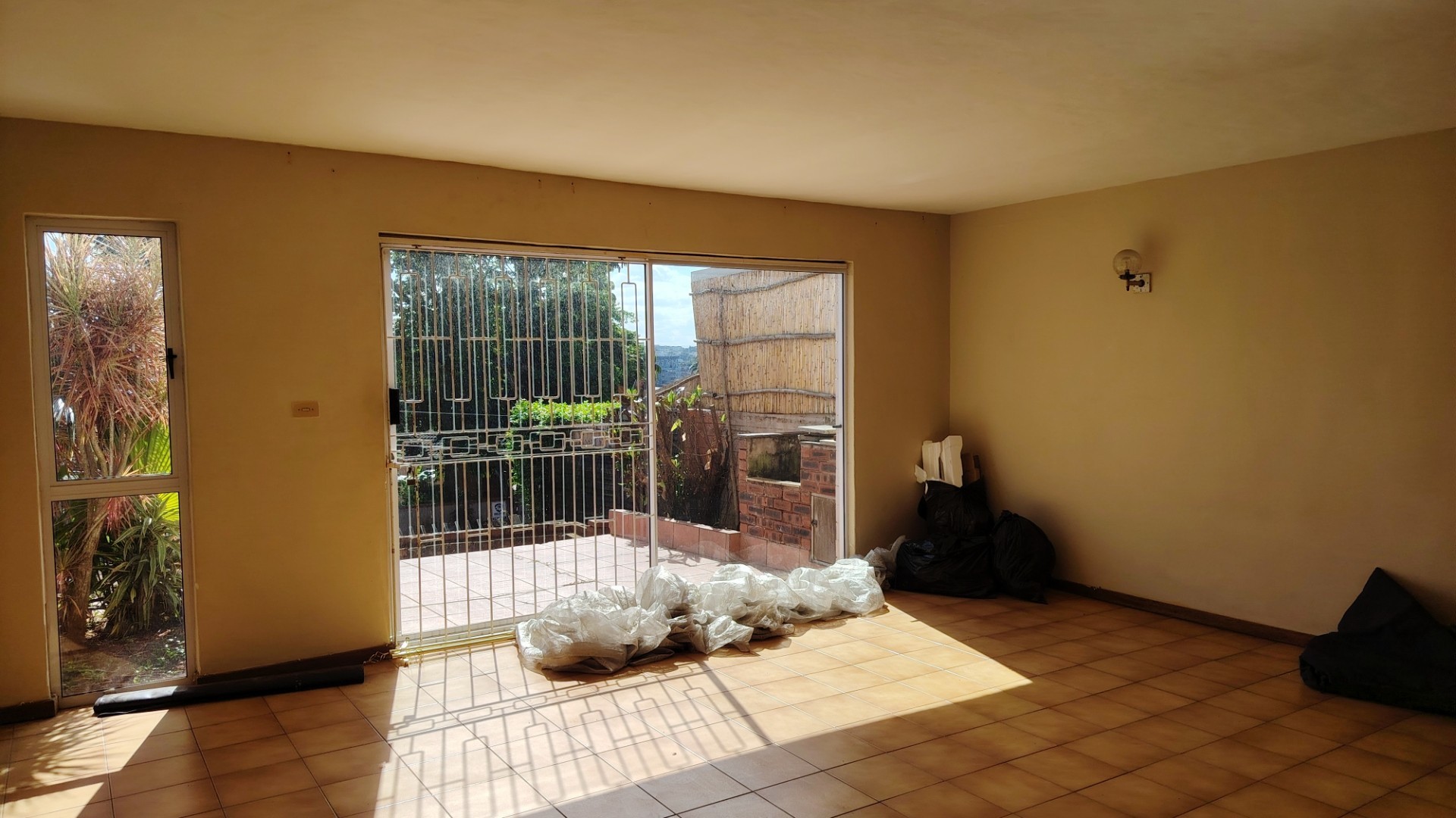 Duplex for rent in Musgrave, Durban, KwaZulu Natal, 116 m²