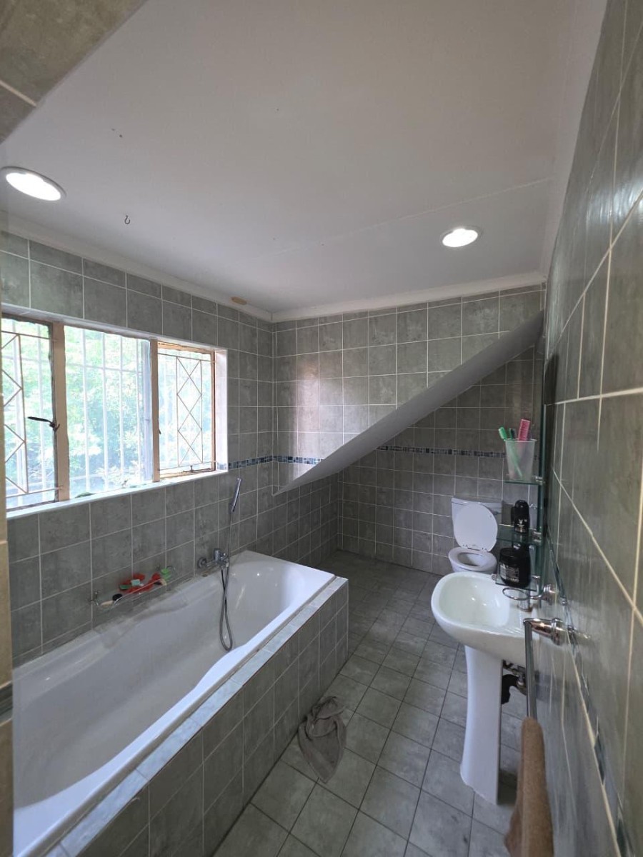 House for rent in Kensington, Johannesburg, 497 m²