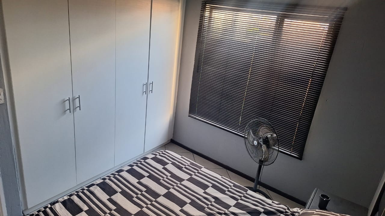 Apartment for rent in Goedeburg, Benoni, 00, Waterfall park, 00 Beryl Street, Goedeburg, Benoni, Gauteng