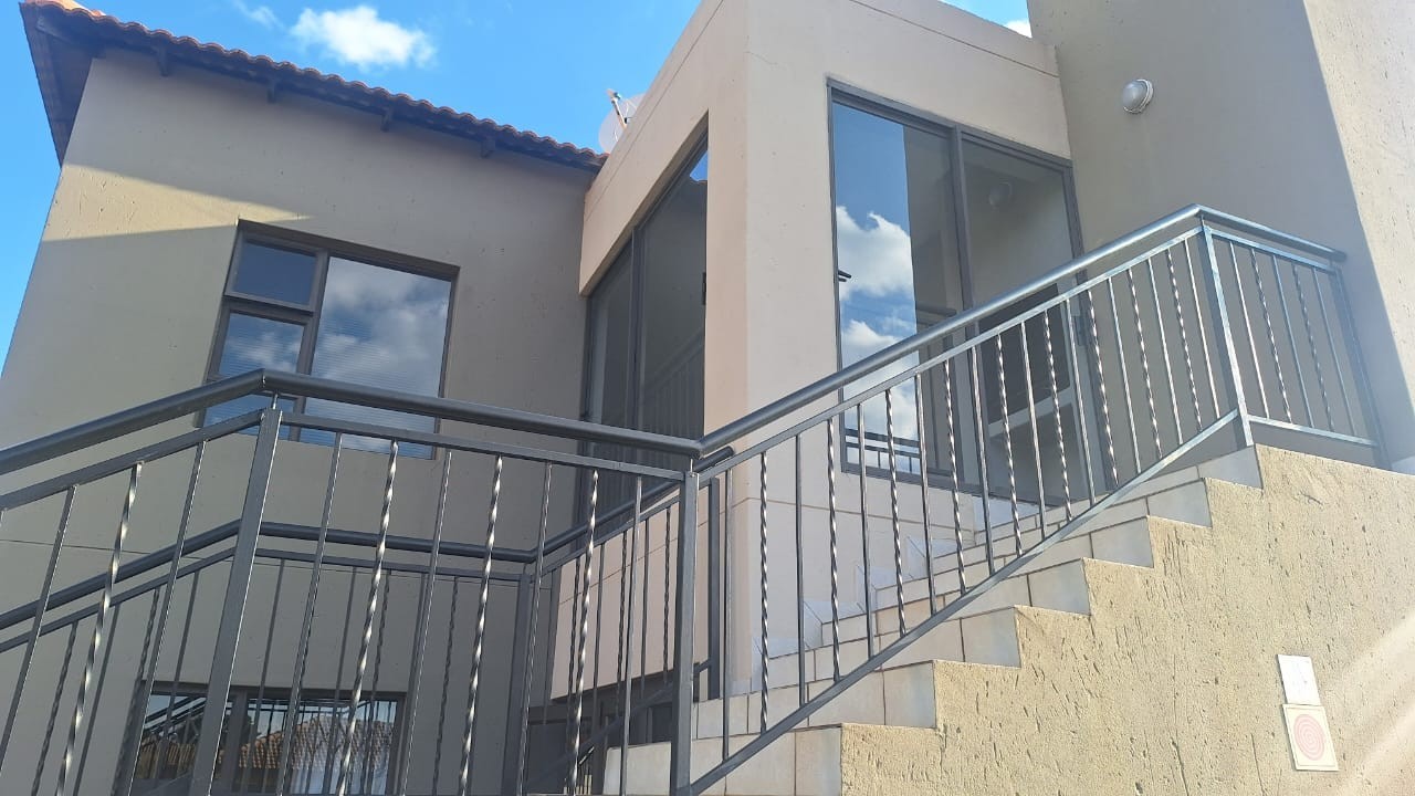 Apartment for rent in Goedeburg, Benoni, 00, Waterfall park, 00 Beryl Street, Goedeburg, Benoni, Gauteng