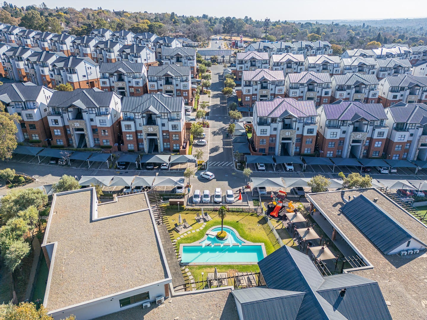 Apartment for sale in Olivedale, Randburg, 165 m²