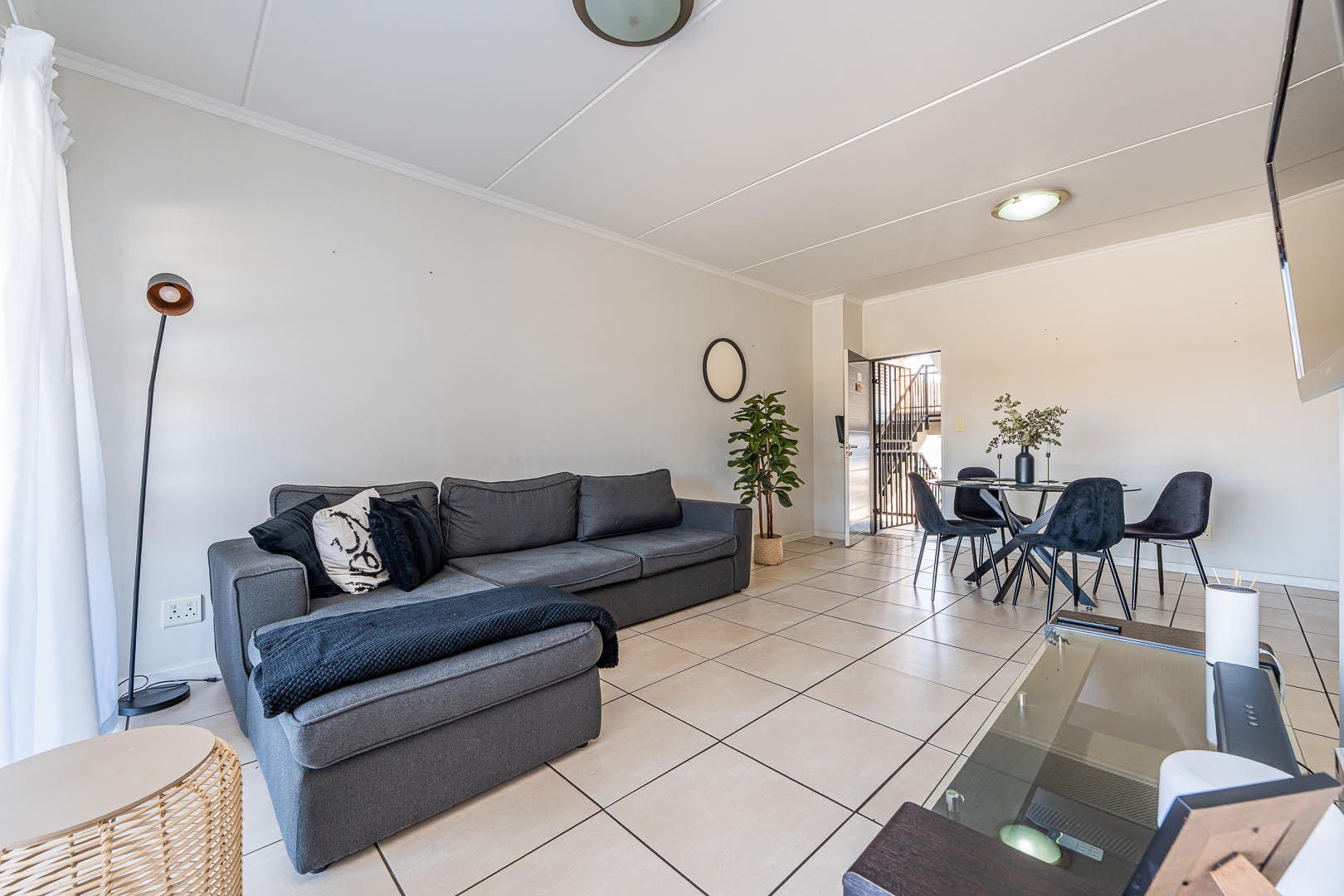 Apartment for sale in Olivedale, Randburg, 165 m²