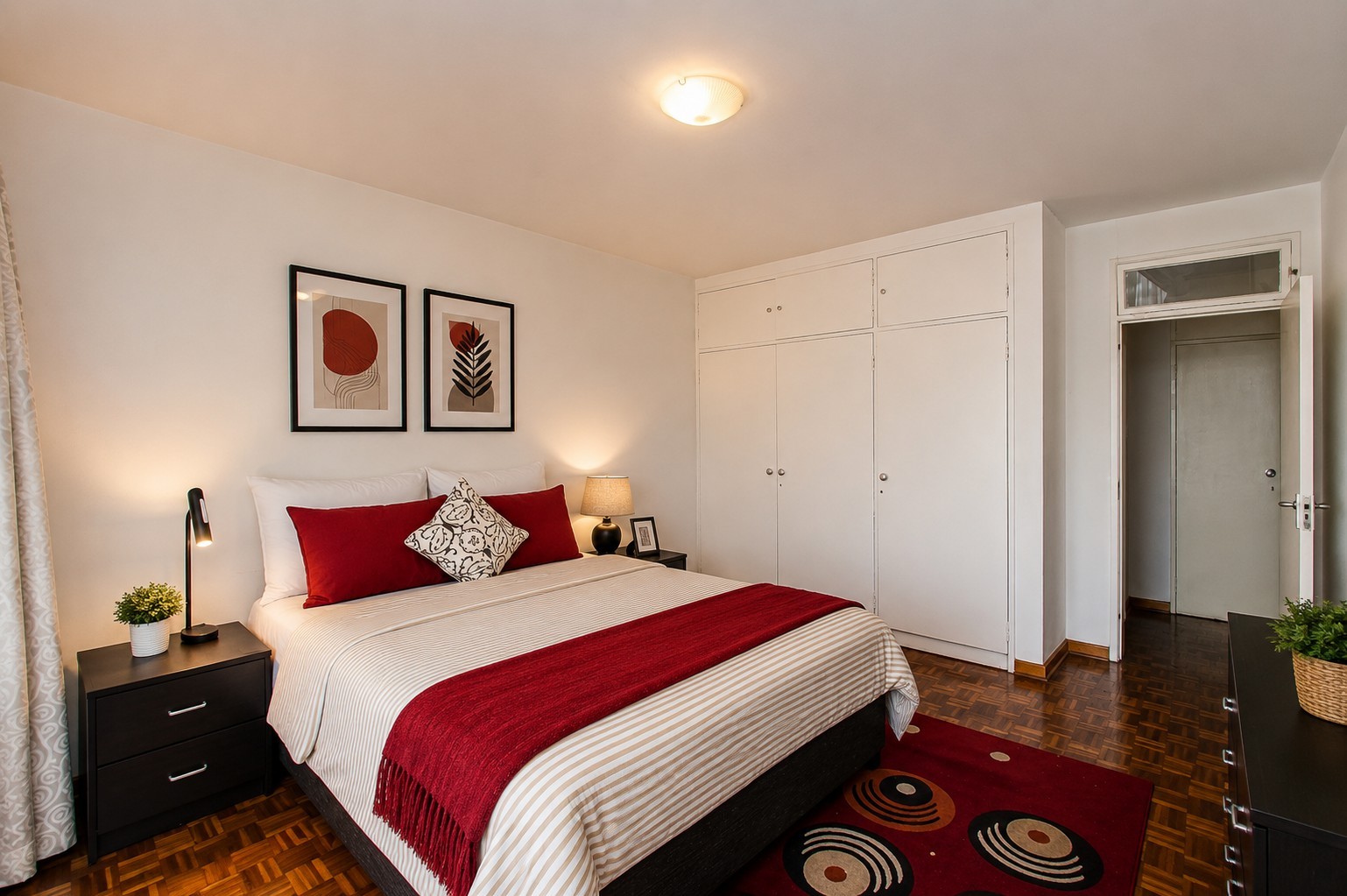 Apartment for sale in Kew, Johannesburg, 79 m²