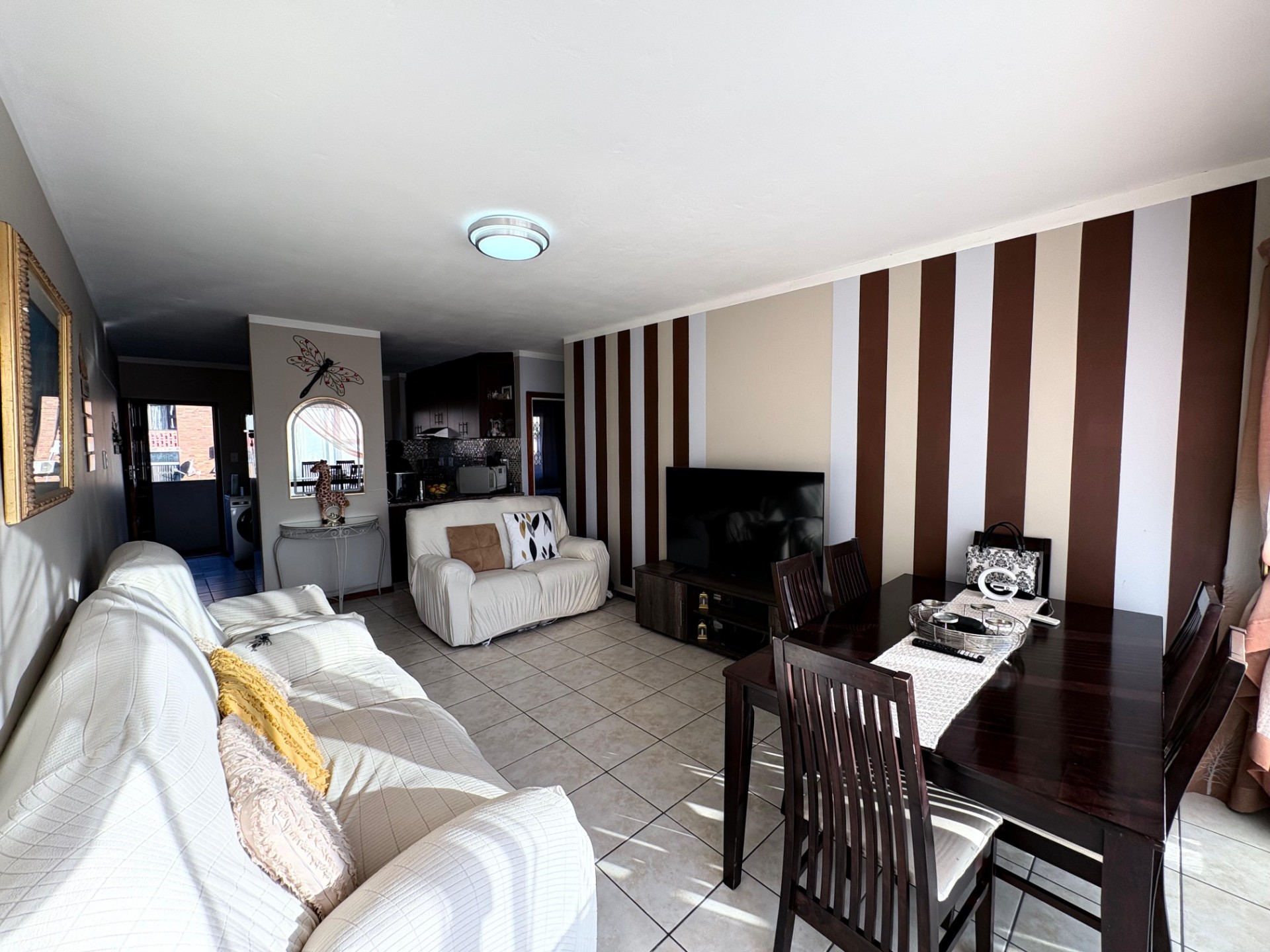 Apartment for sale in Bluff, Durban, KwaZulu Natal, 71 m²