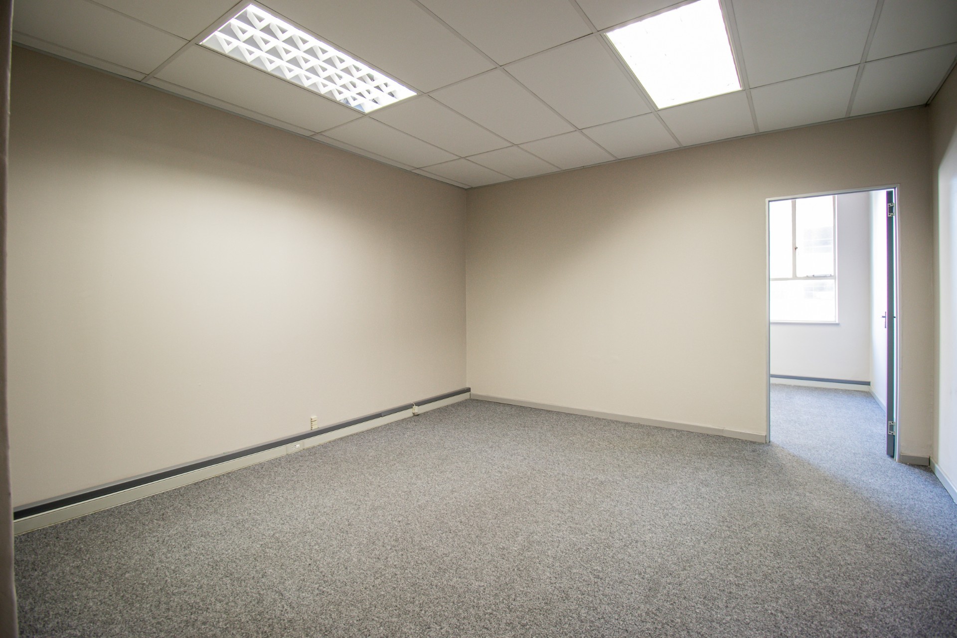 Commercial Property for rent in Johannesburg Central, Johannesburg, 17 m²