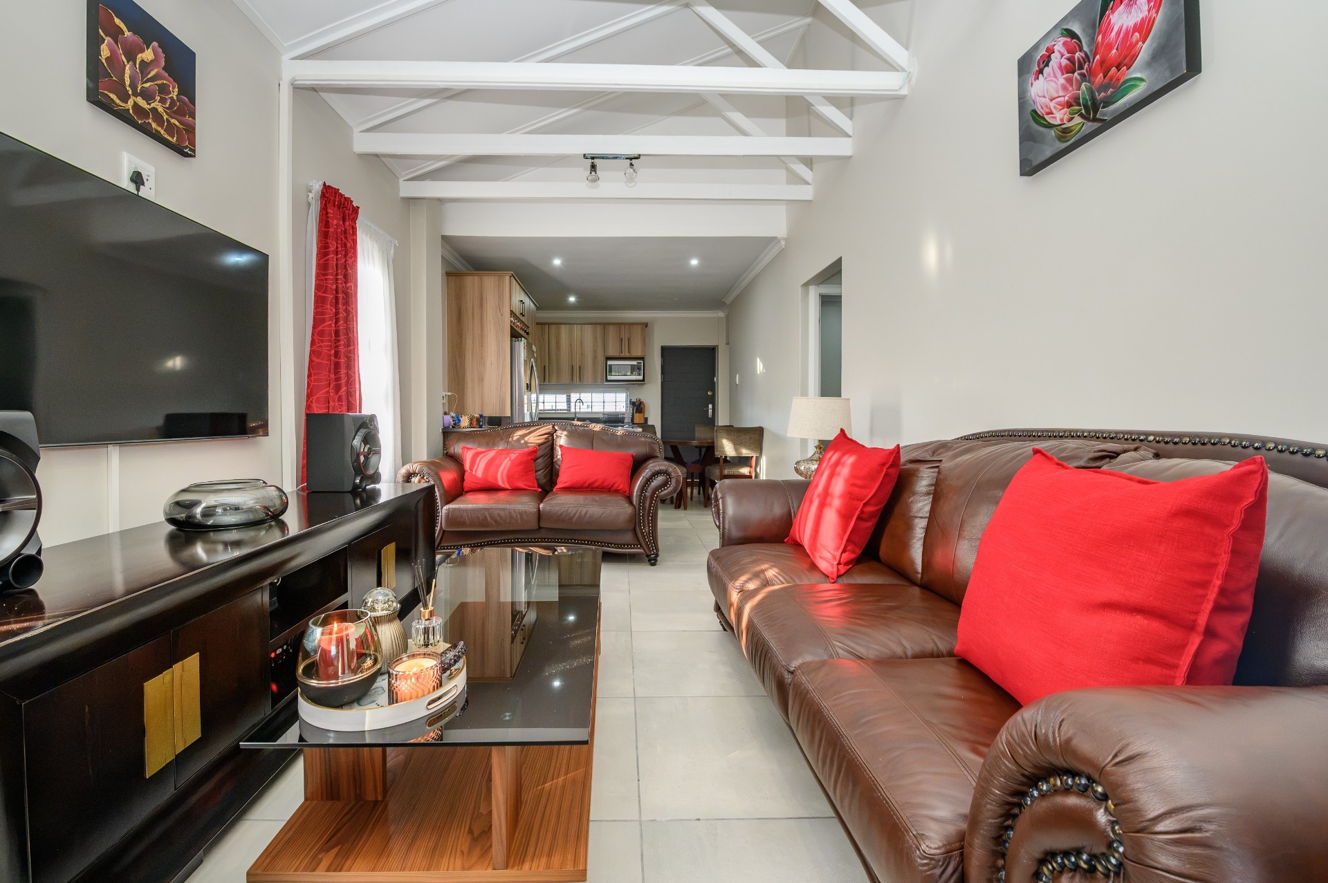 AN ULTRA MODERN DUET WITH SAFETY FEATURES  IN THE CLOSE PROXIMITY OF SHOPPING  CENTRES AND SCHOOLS 3