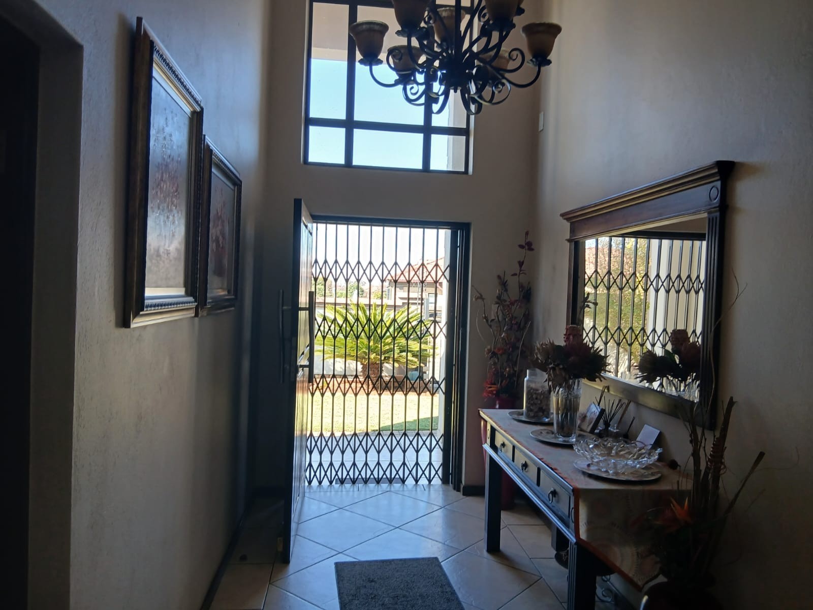 House for sale in Vanderbijlpark, 855 m²