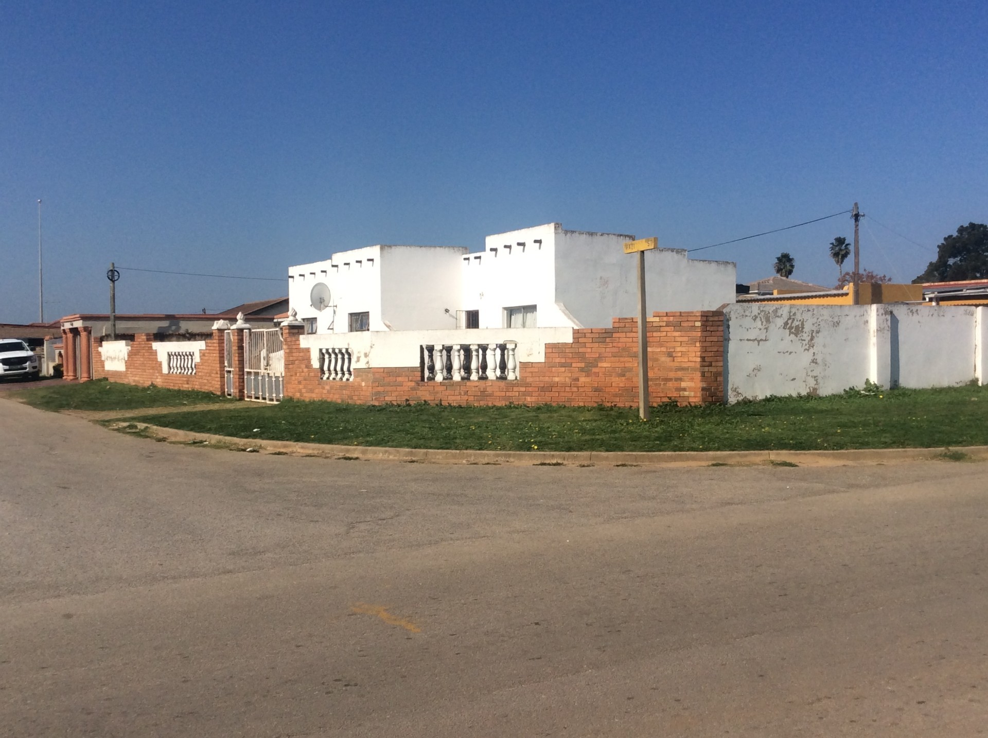 House for sale in Kwanobuhle, Uitenhage, 24 Vazi Street, Kwanobuhle, Uitenhage, Eastern Cape, 620 m²