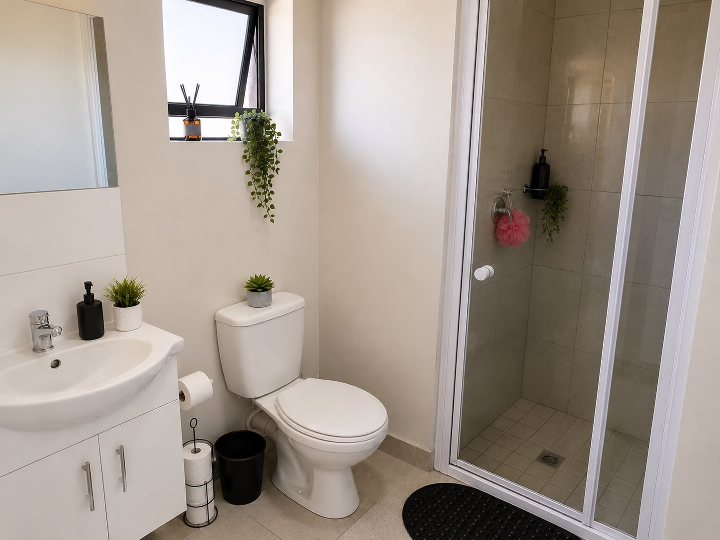 Apartment for sale in Groenvallei, Bellville, 50 m²