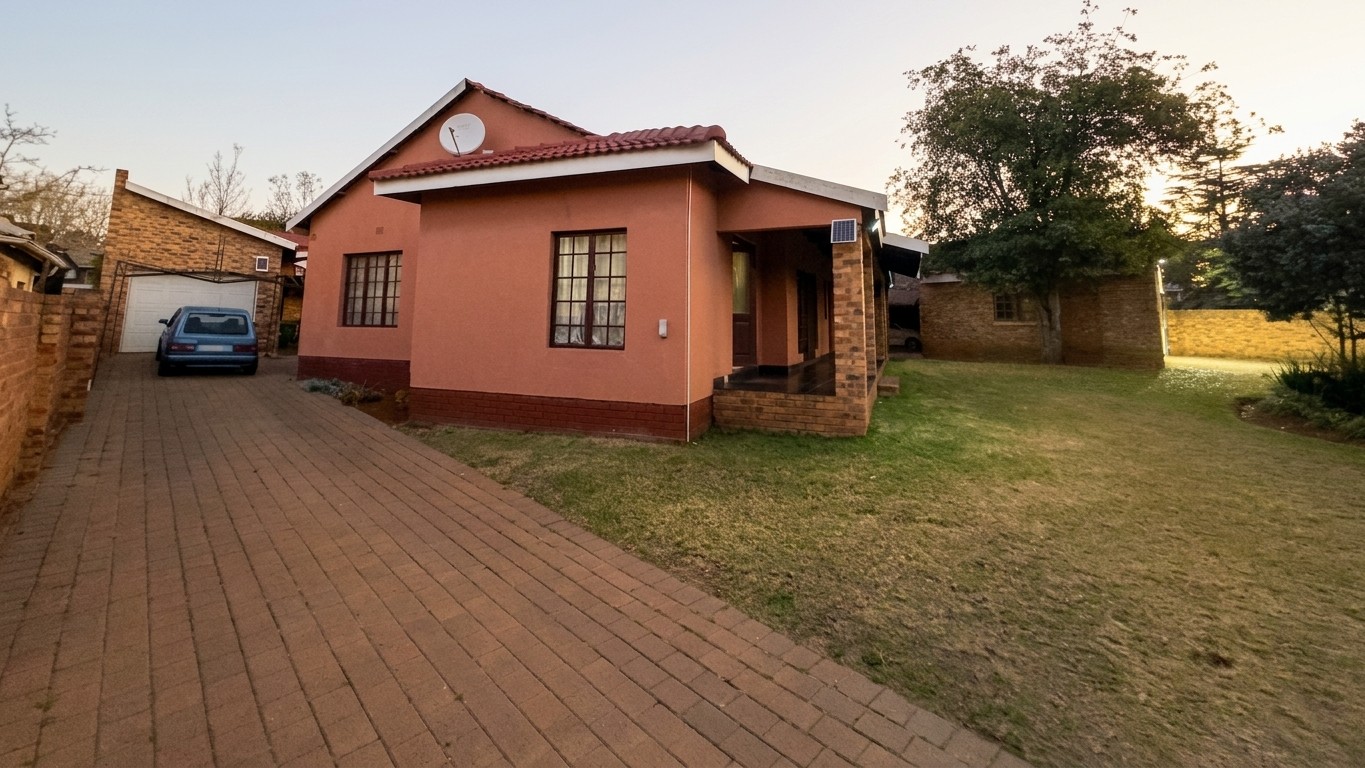 House for sale in Hurlyvale, Edenvale, 20 Van Ryneveld Road, Hurlyvale, Edenvale, Gauteng, 991 m²