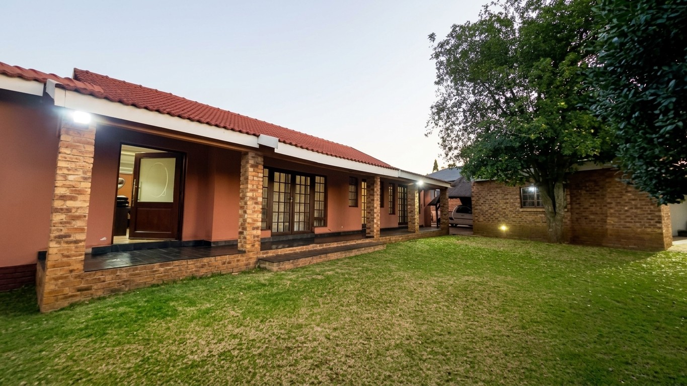 House for sale in Hurlyvale, Edenvale, 20 Van Ryneveld Road, Hurlyvale, Edenvale, Gauteng, 991 m²