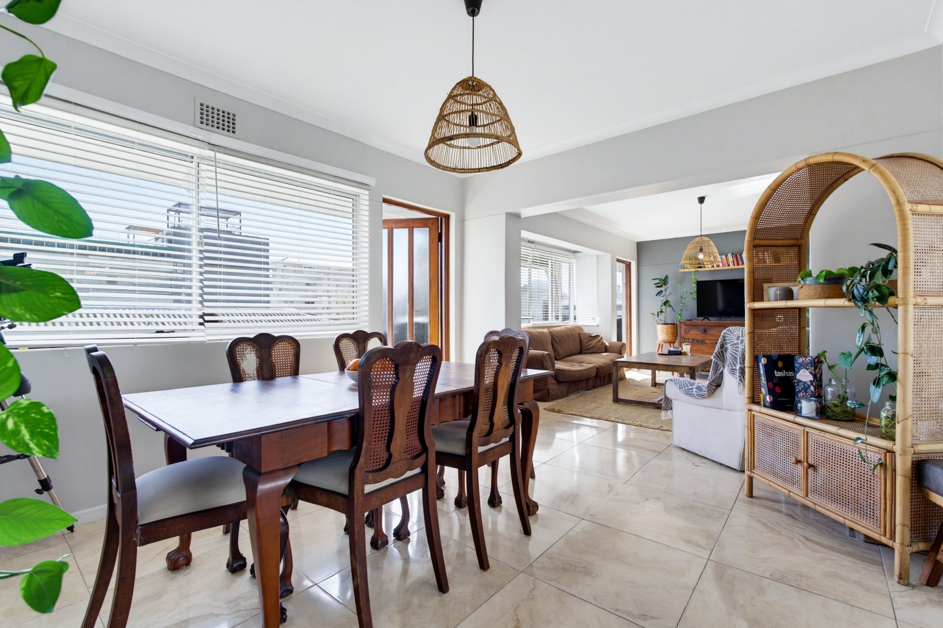 Apartment for sale in Sea Point, Cape Town, 151 m²