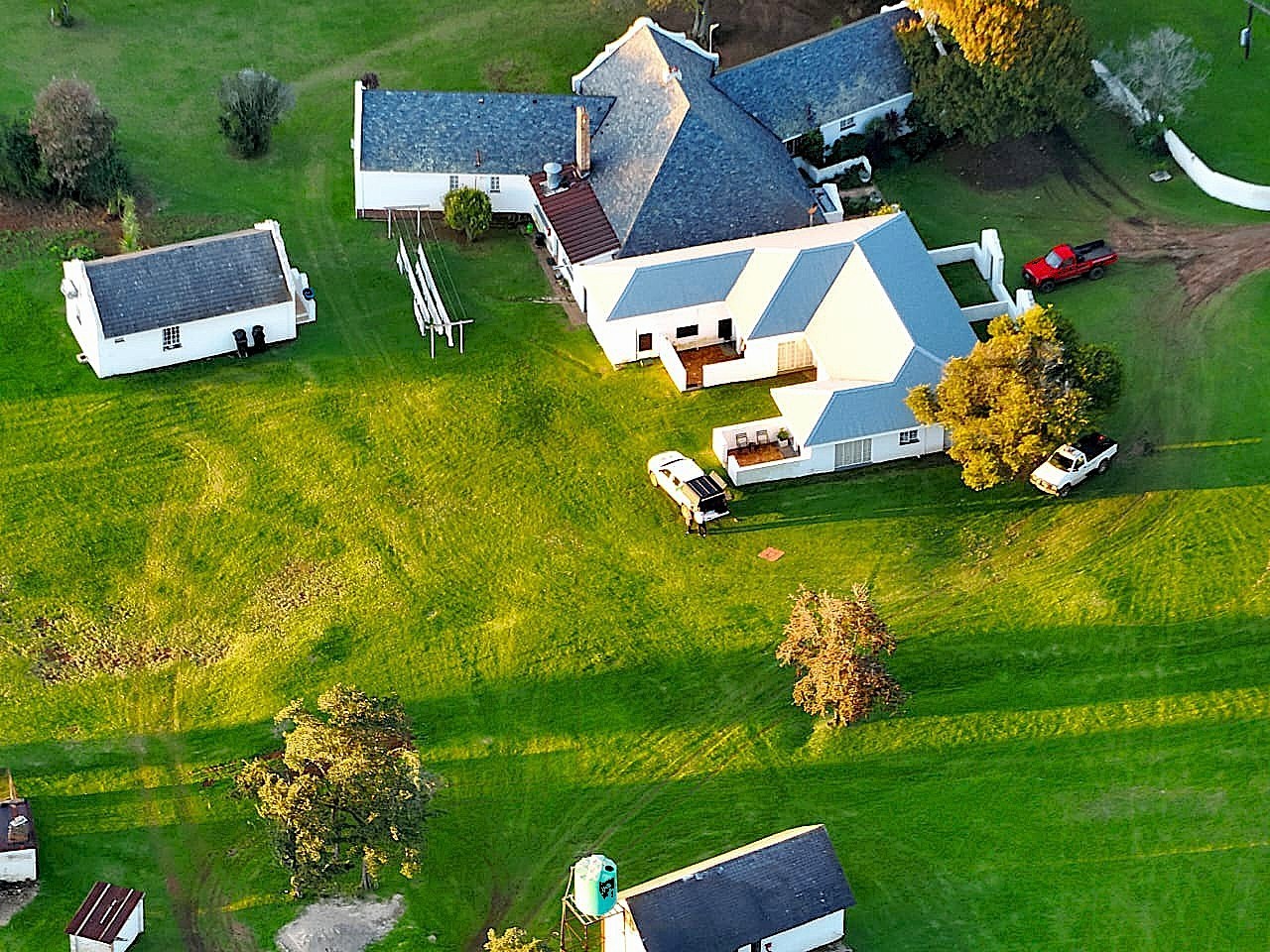 Farm for sale in Belfast Rural, Belfast, 850000 m²