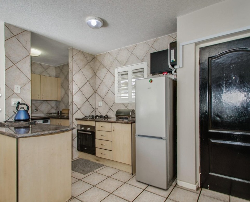 Apartment for rent in Morningside, Sandton, 00  (0th floor), Down, Morningside, Sandton, Gauteng