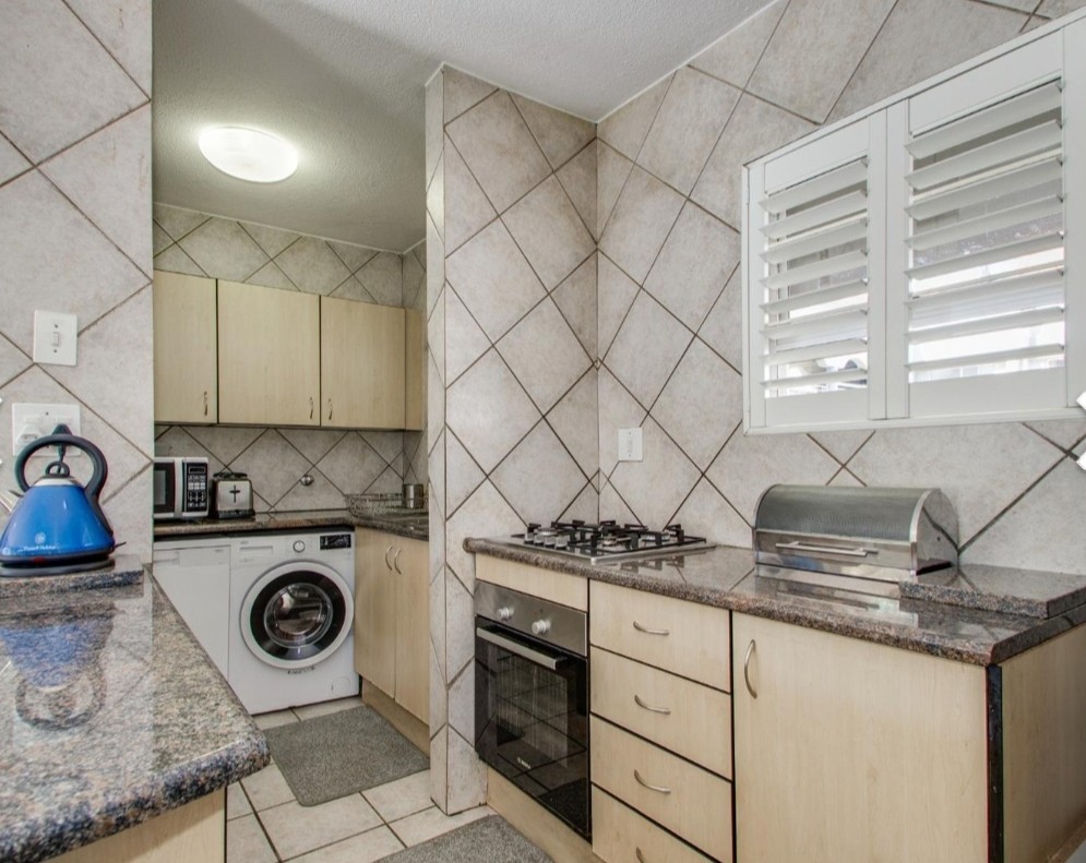 Apartment for rent in Morningside, Sandton, 00  (0th floor), Down, Morningside, Sandton, Gauteng