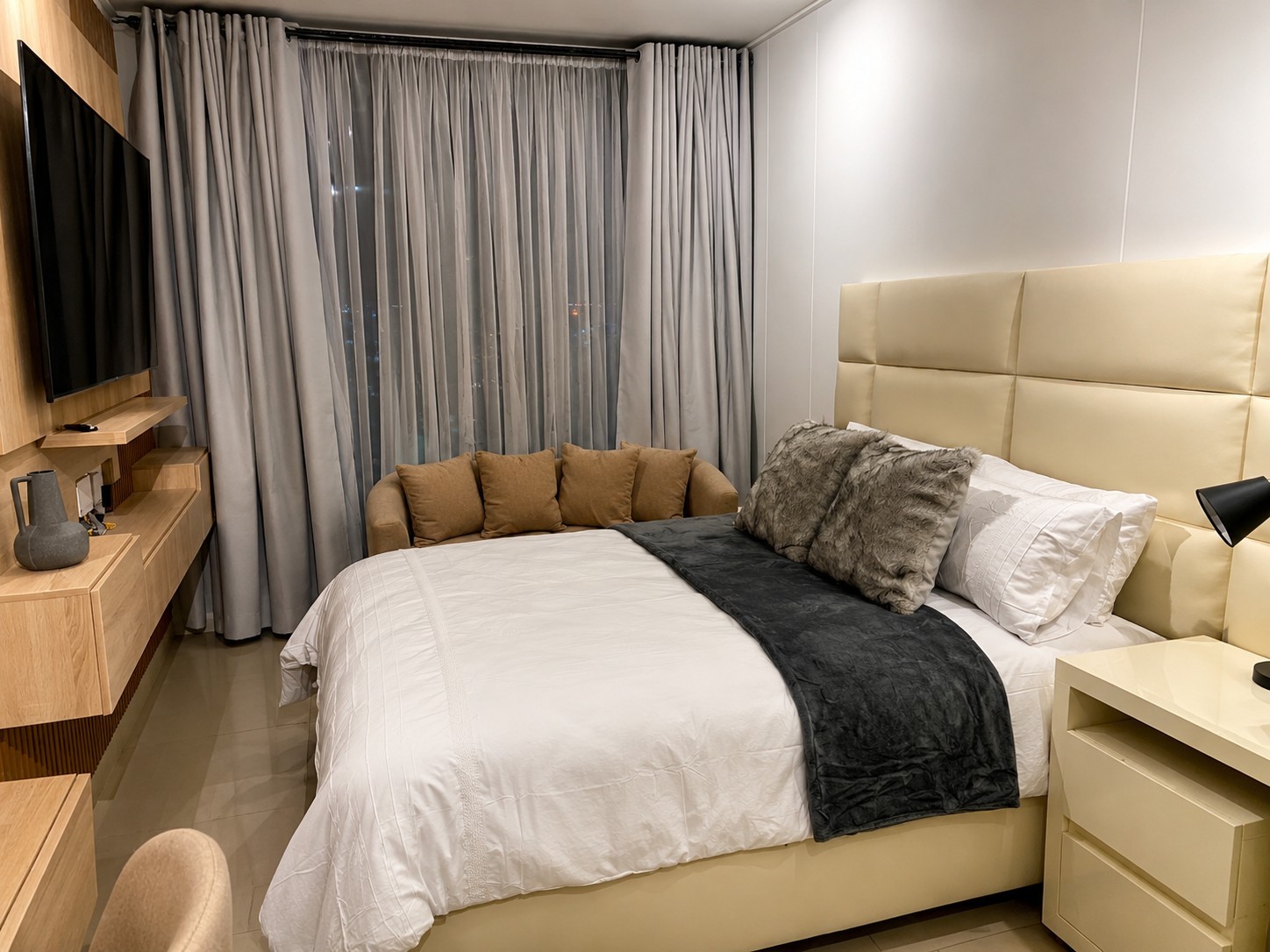 Apartment for rent in Rosebank, Johannesburg