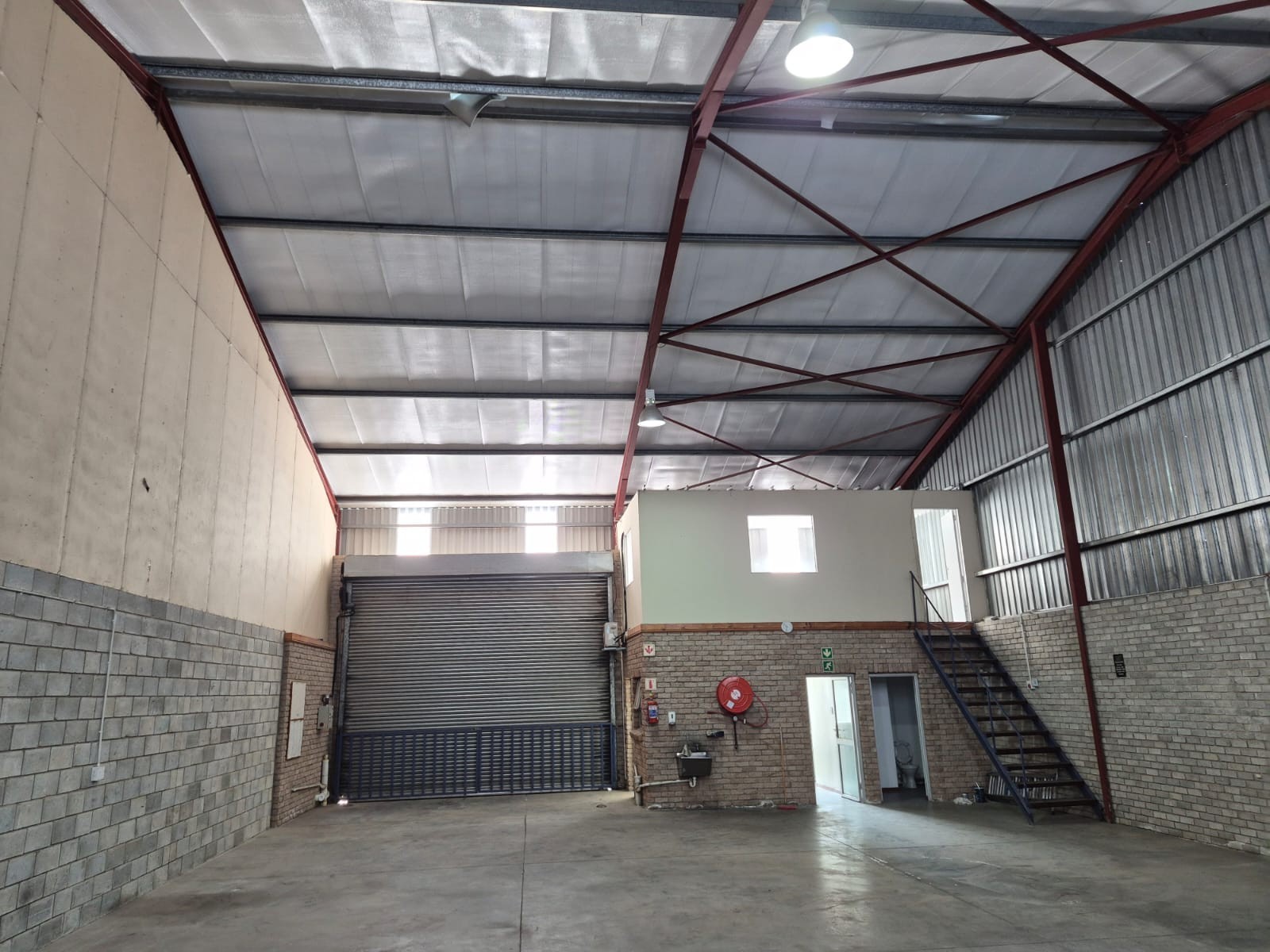 Warehouse for sale in Greenbushes, Port Elizabeth, 1 Unit, Ruan Access Park, 12 Old Cape Road, Greenbushes, Port Elizabeth, Eastern Cape, 293 m²