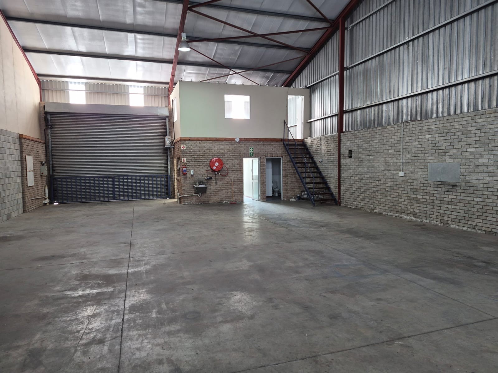 Warehouse for rent in Greenbushes, Port Elizabeth, 1 Unit, Ruan Access Park, 12 Old Cape Road, Greenbushes, Port Elizabeth, Eastern Cape, 293 m²