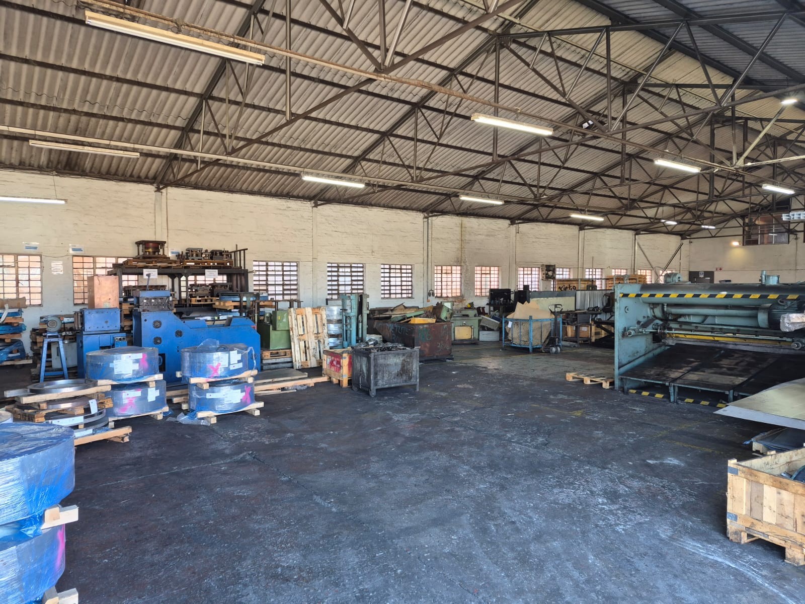 Warehouse for rent in Neave Industrial, Port Elizabeth, 1 Kendle Street, Neave Industrial, Port Elizabeth, Eastern Cape, 680 m²