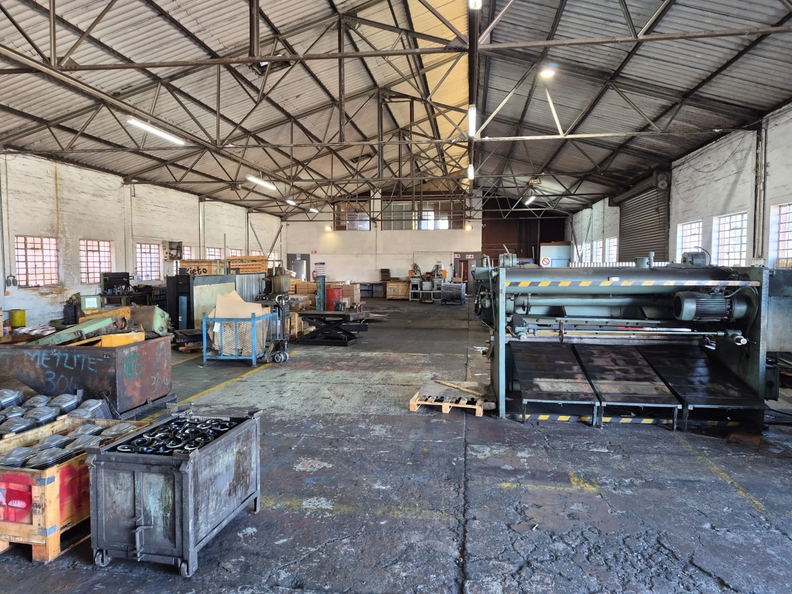 Warehouse for rent in Neave Industrial, Port Elizabeth, 1 Kendle Street, Neave Industrial, Port Elizabeth, Eastern Cape, 680 m²
