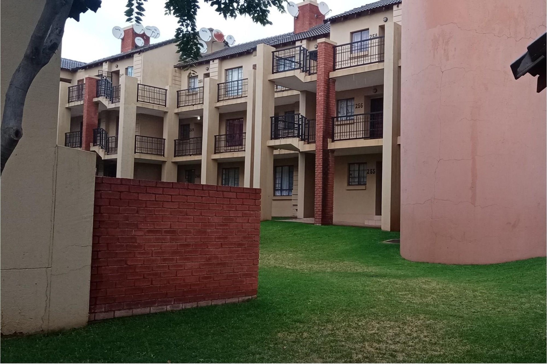 Apartment for sale in Sagewood, Midrand, 65 m²