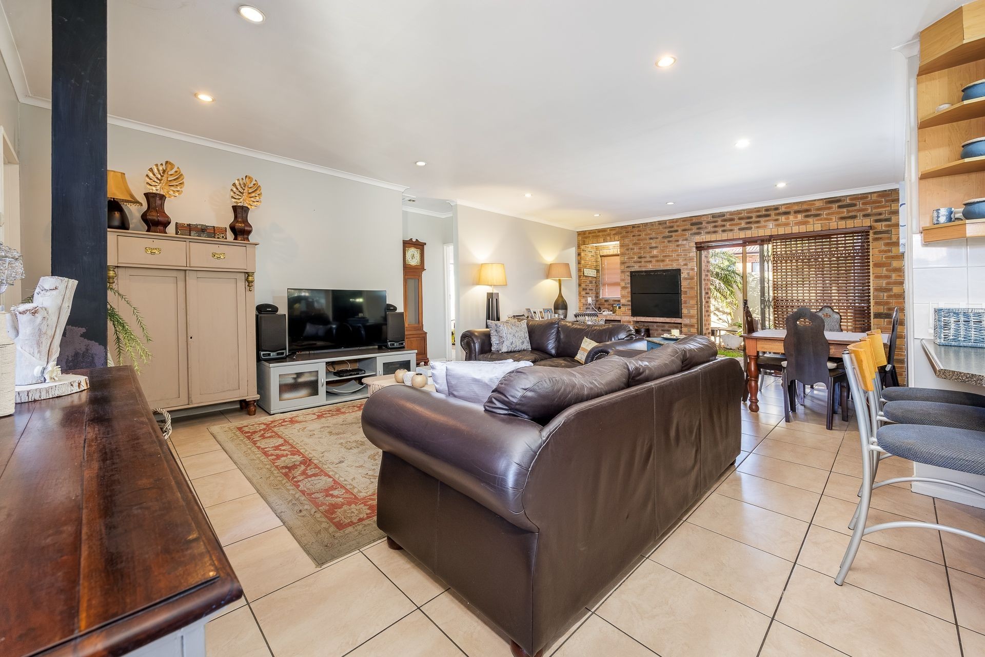 Townhouse for sale in Sonstraal Heights, Durbanville, 22, Camelot, 22 Camelot, Sonstraal Heights, Durbanville, Western Cape, 178 m²