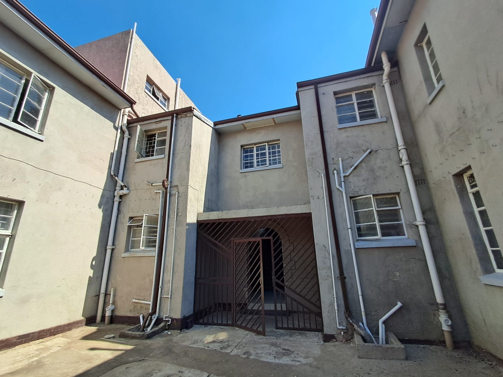 House for sale in Forest Hill, Johannesburg, 495 m²