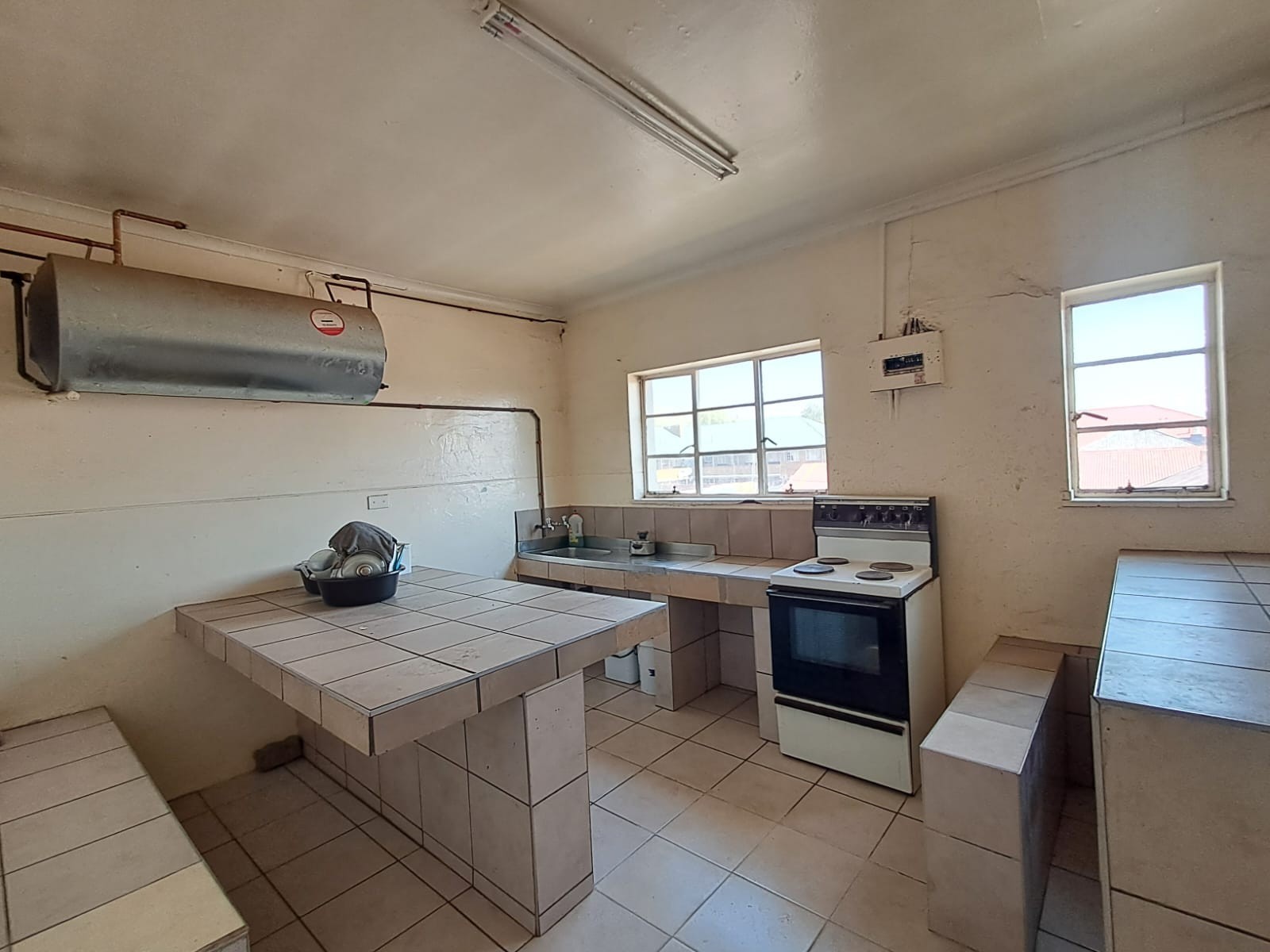 House for sale in Forest Hill, Johannesburg, 495 m²