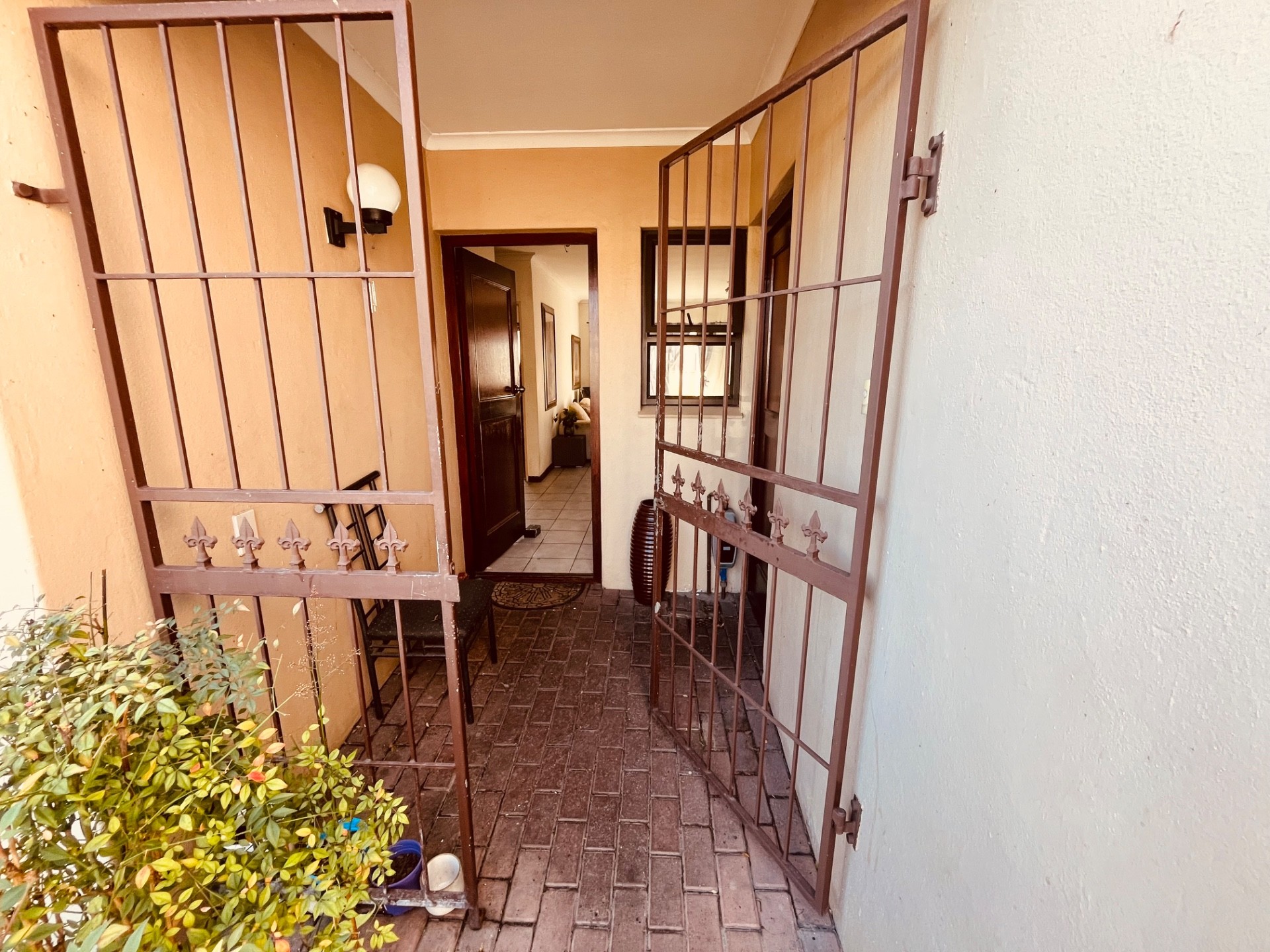Townhouse for sale in Klipdam, Kuils River, 91 m²