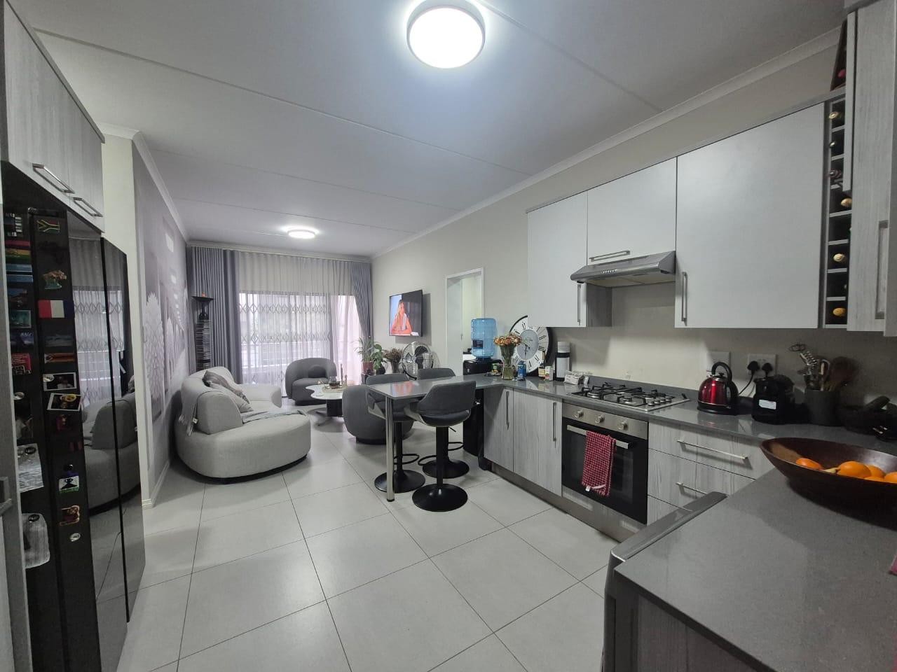 Apartment for rent in Noordwyk, Midrand, 80 m²