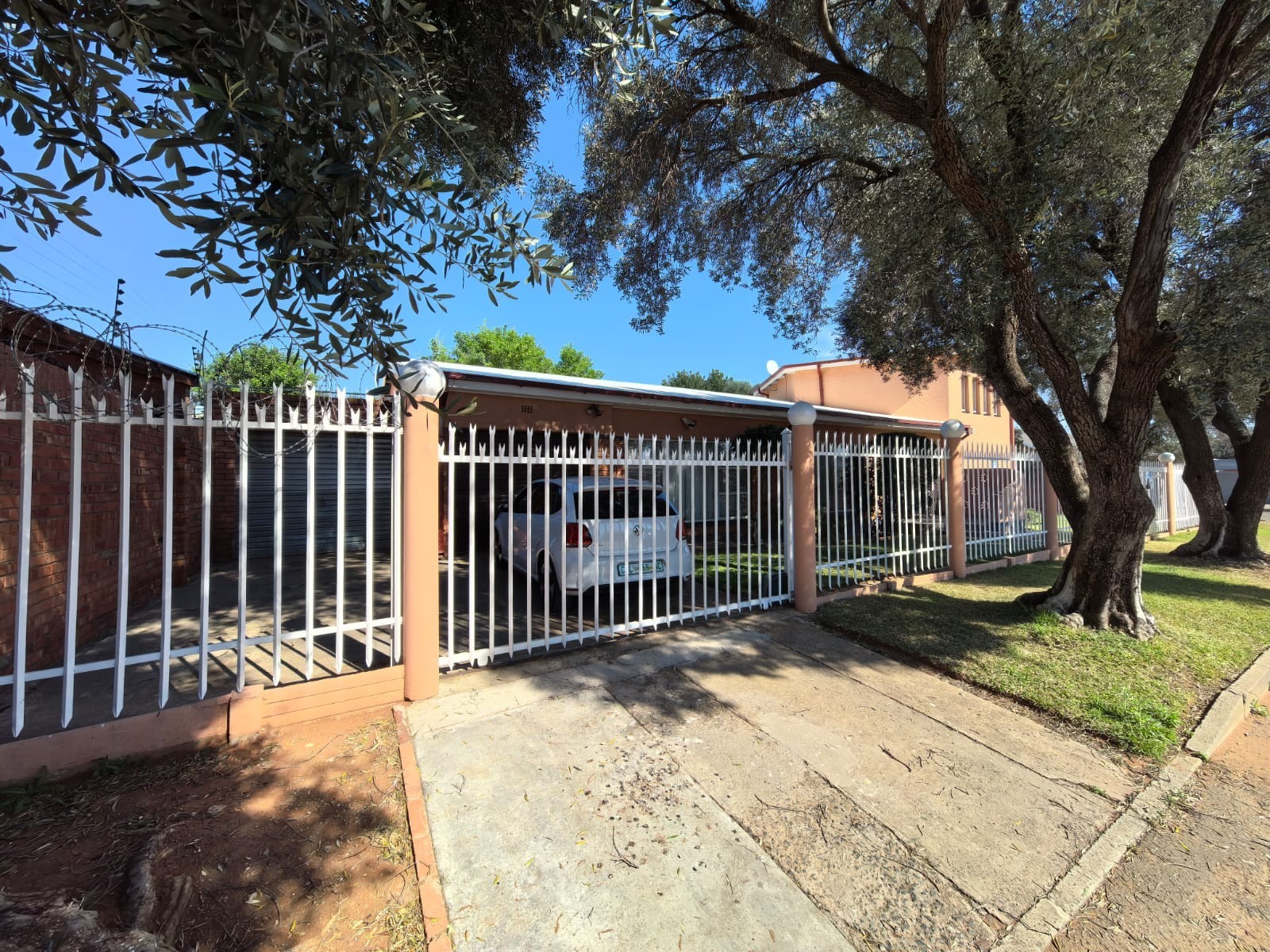 House for sale in Homestead, Kimberley, 700 m²