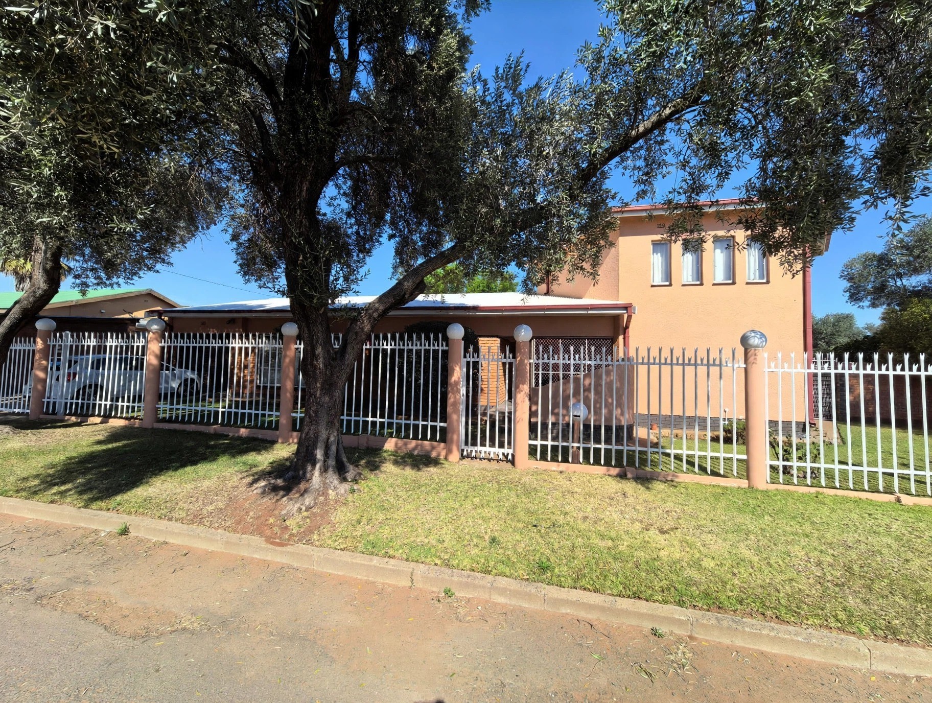 House for sale in Homestead, Kimberley, 700 m²