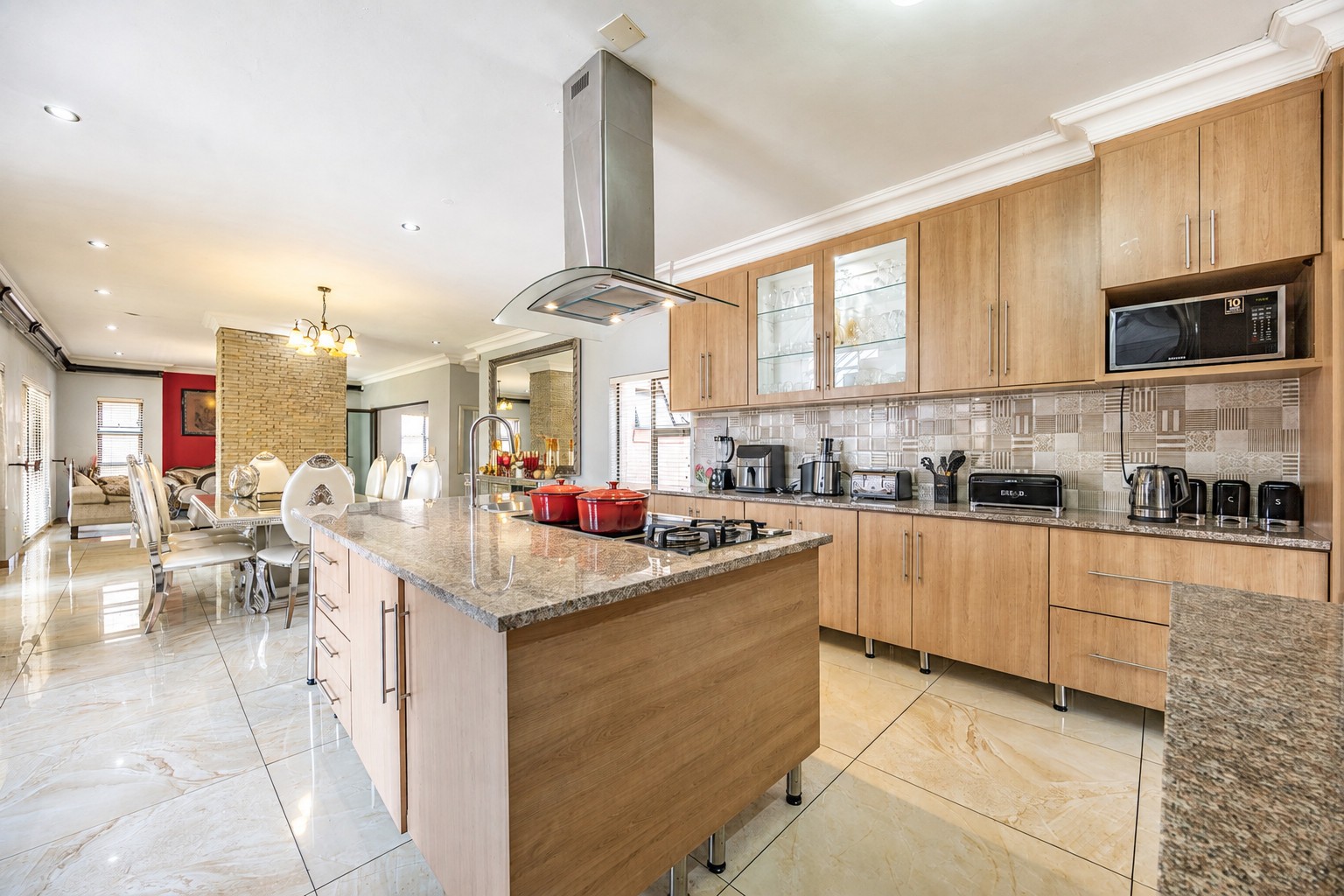 House for sale in Magaliesberg Country Estate, Amandasig, Akasia, 620 m²