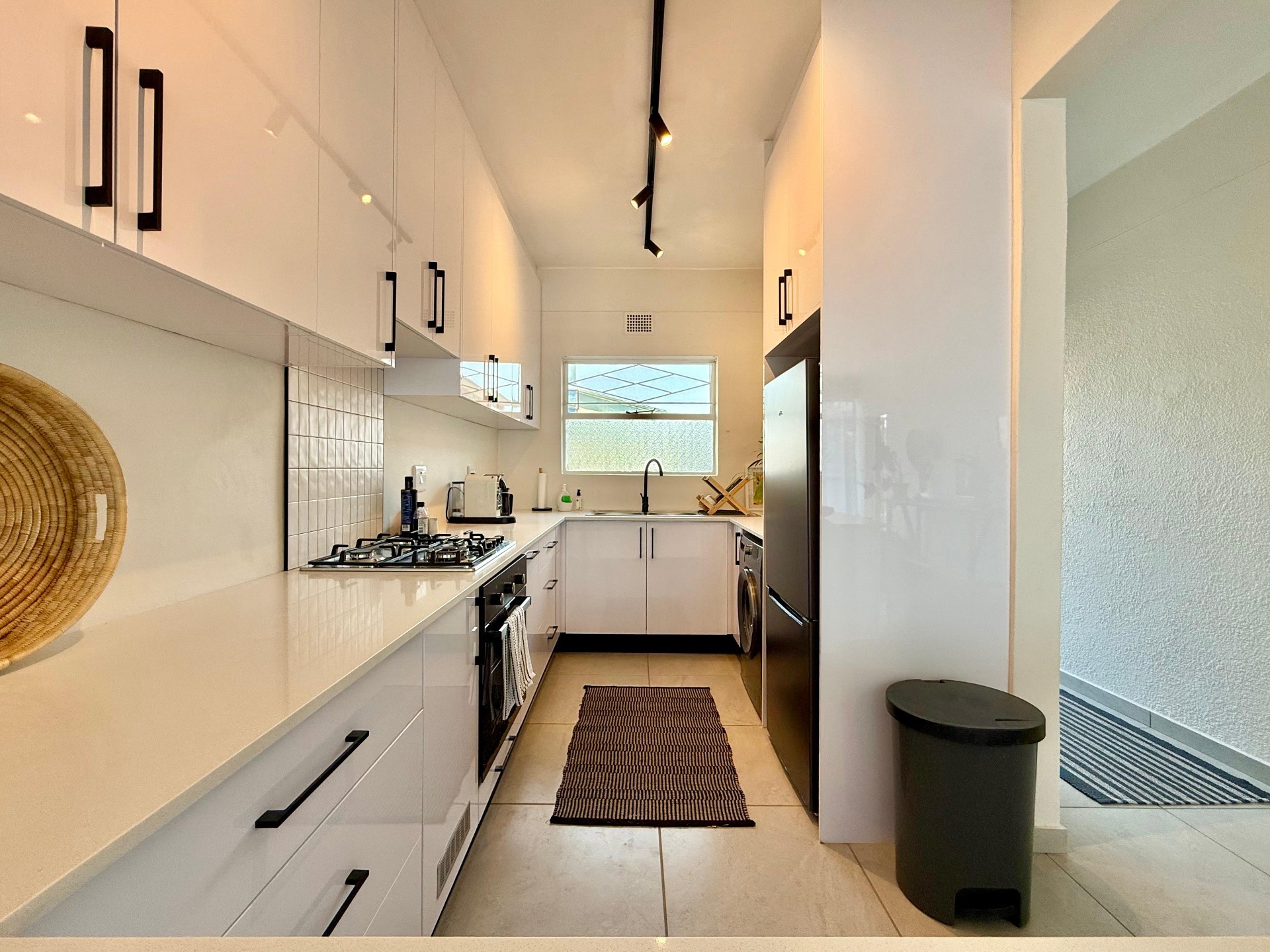 Apartment for rent in Somerset West Central, Somerset West