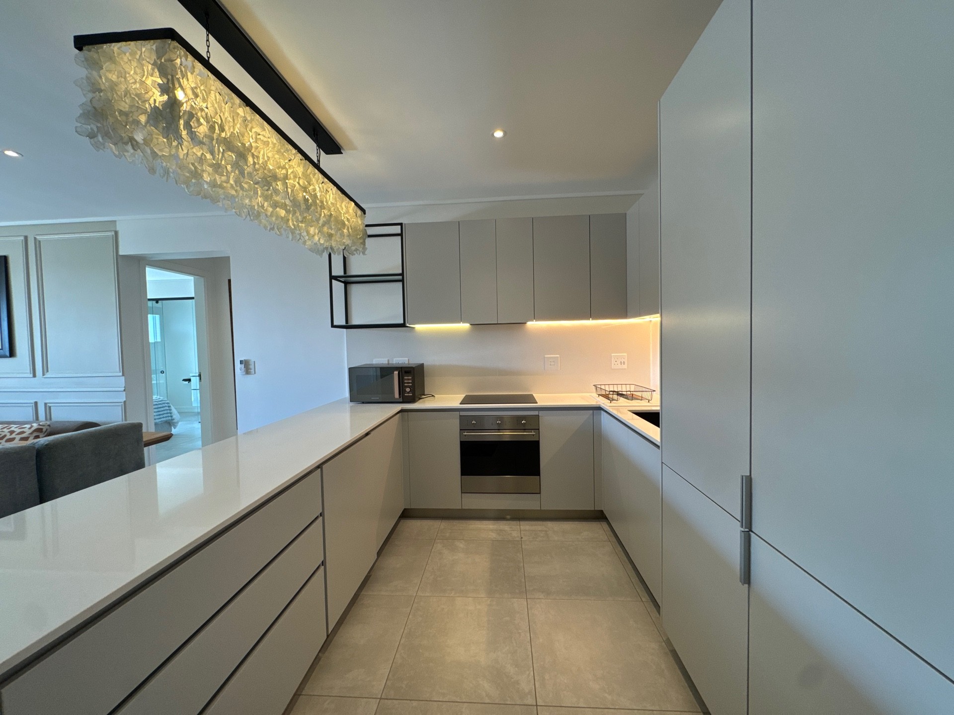 Apartment for rent in Hyde Park, Sandton, 145 m²