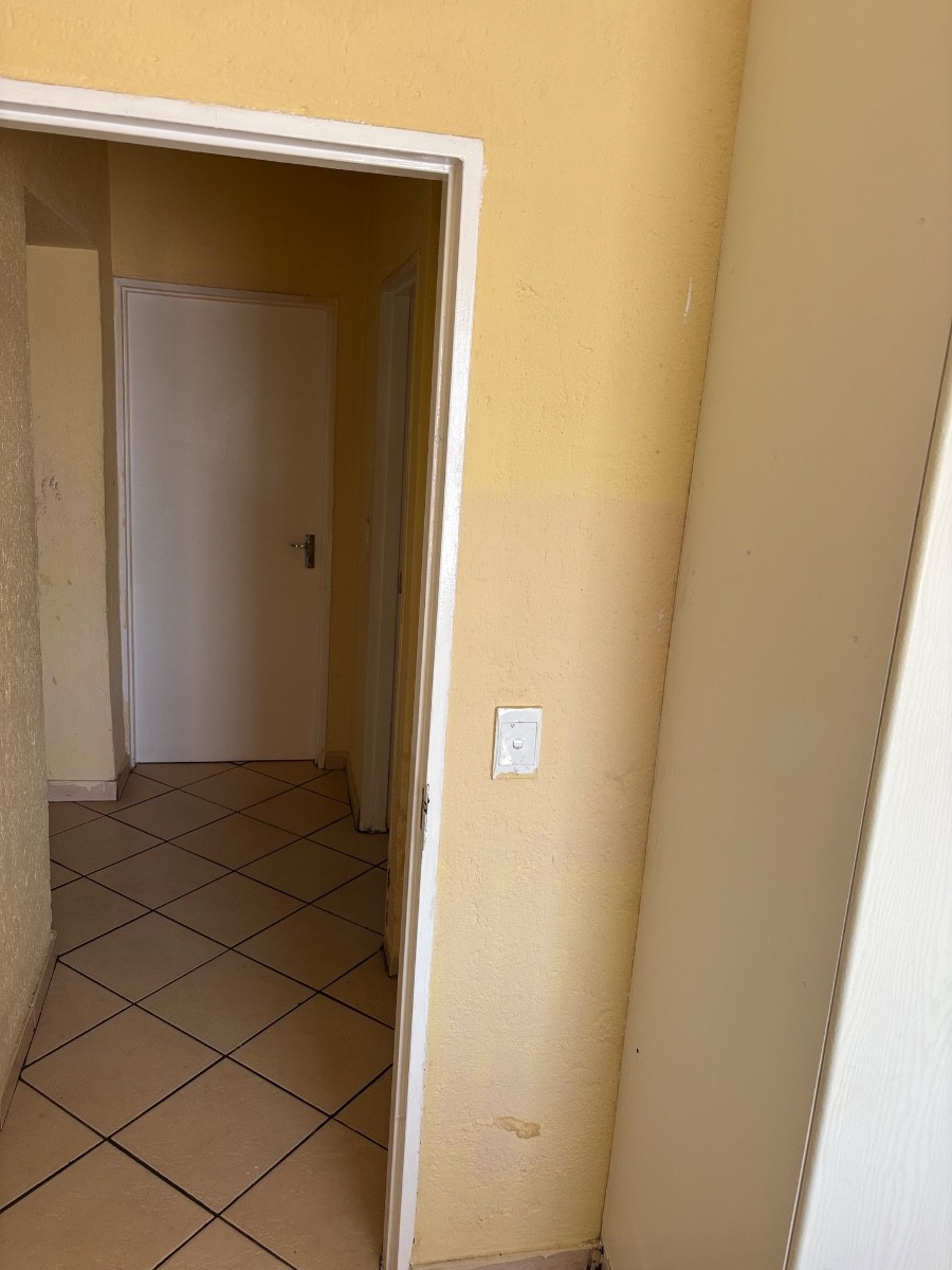 Apartment for sale in Stonehenge, Nelspruit, 6, Villa De Suntene, 89 Heron, Stonehenge, Nelspruit, Mpumalanga, 97 m²