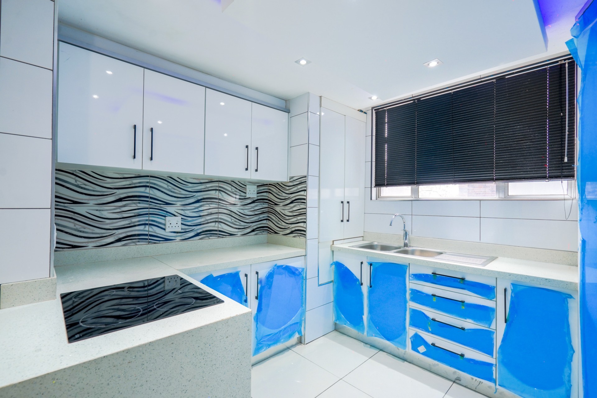 Apartment for sale in North Beach, Durban, KwaZulu Natal, 120 m²