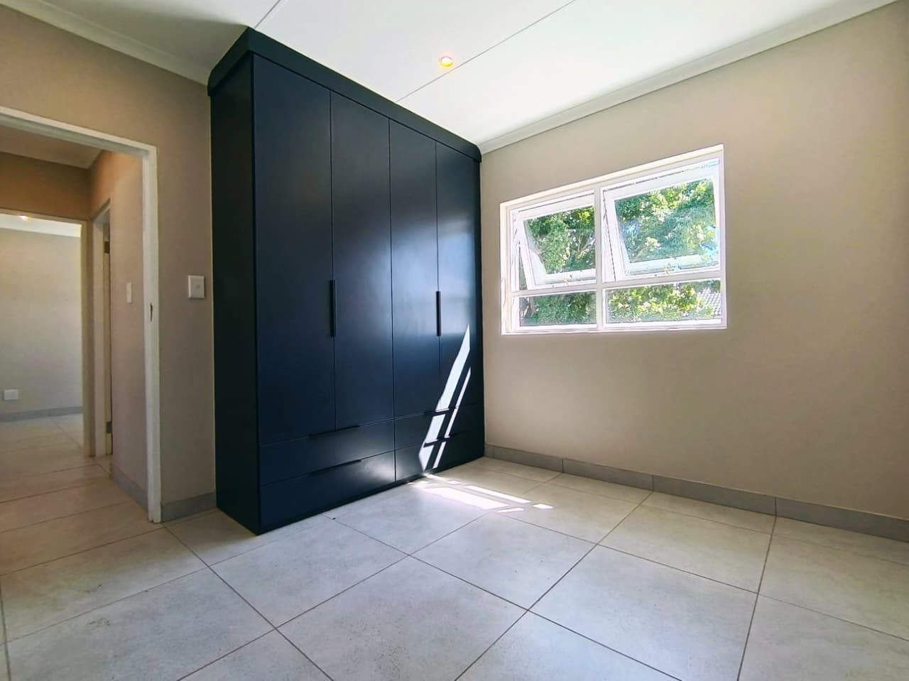 Cottage for rent in Mooikloof Equestrian Estate, Pretoria