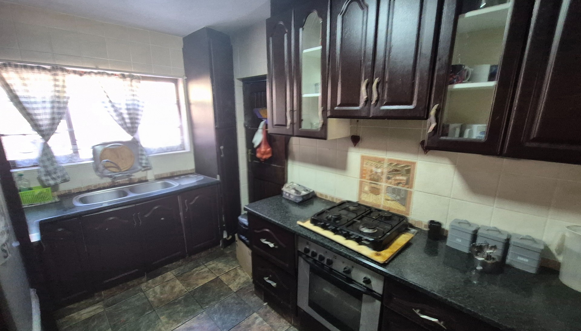 Complex for sale in Amanzimtoti, KwaZulu Natal, 76 Khotho Mehunya, Amanzimtoti, KwaZulu Natal, 197 m²