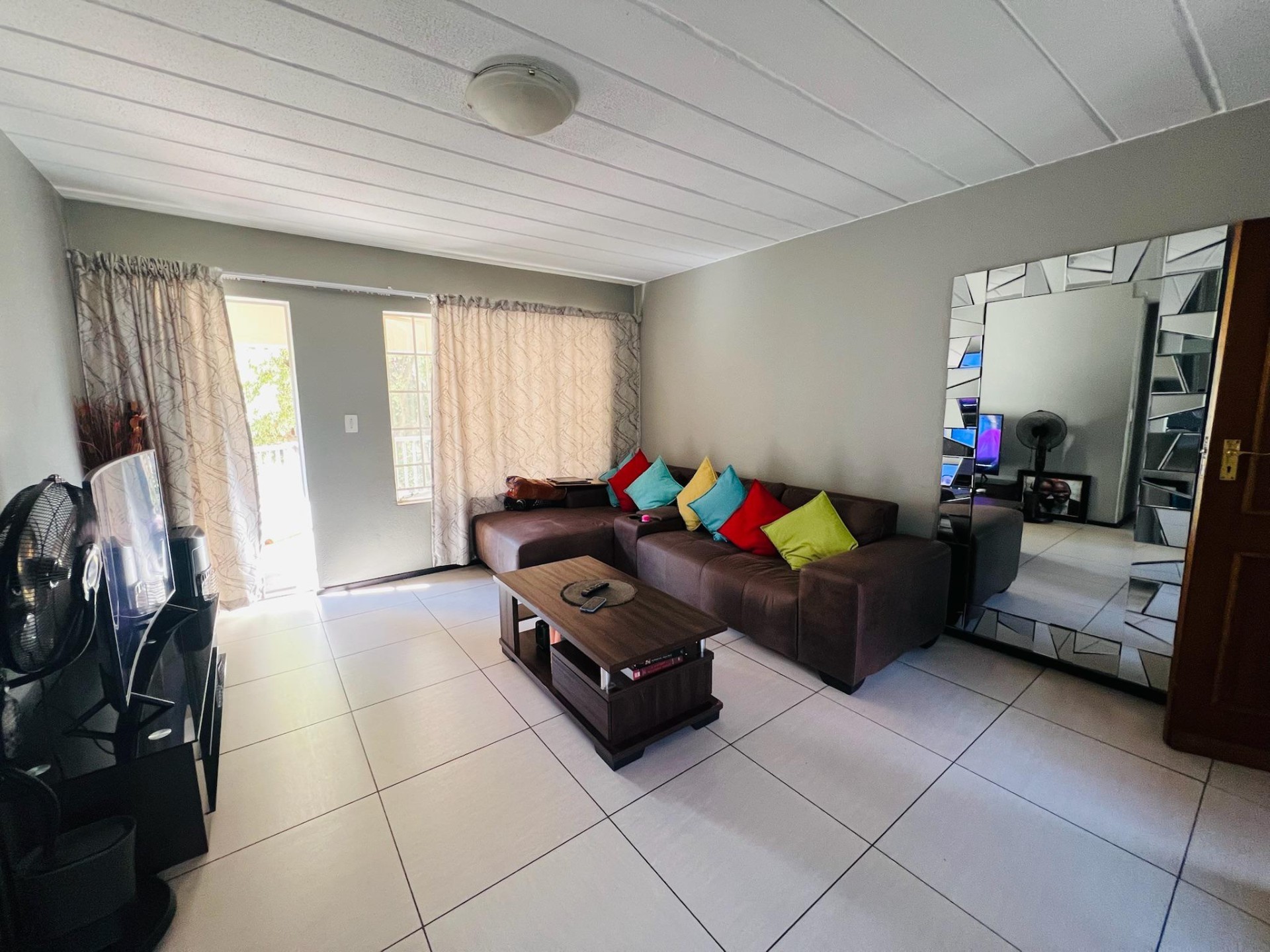 Apartment for rent in Paulshof, Sandton, 80 m²