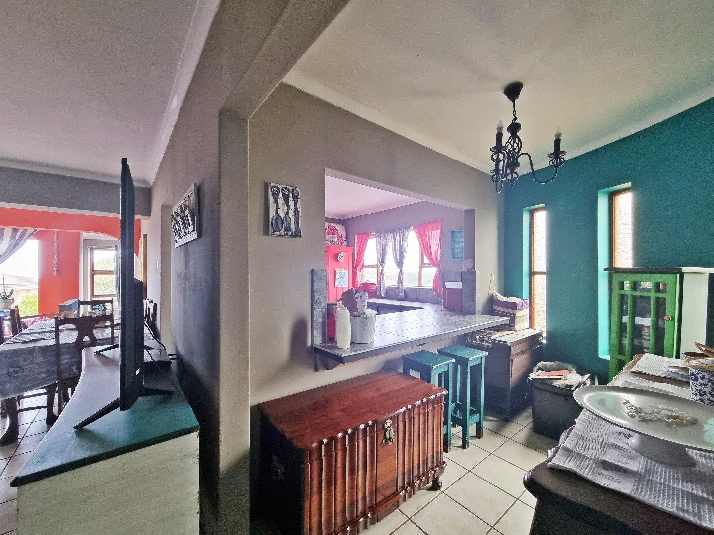 House for sale in Aston Bay, Jeffreys Bay, 391 m²