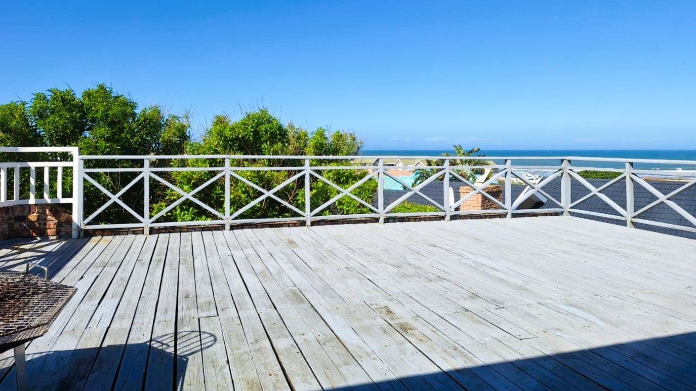 House for sale in Aston Bay, Jeffreys Bay, 391 m²