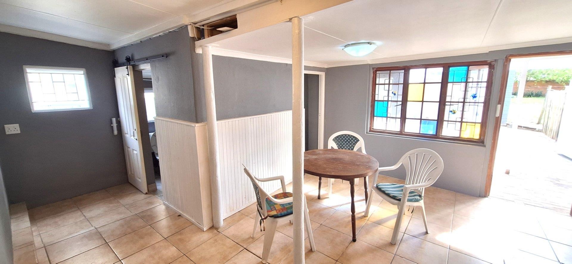 House To Rent in Knysna Central Knysna Western Cape 4
