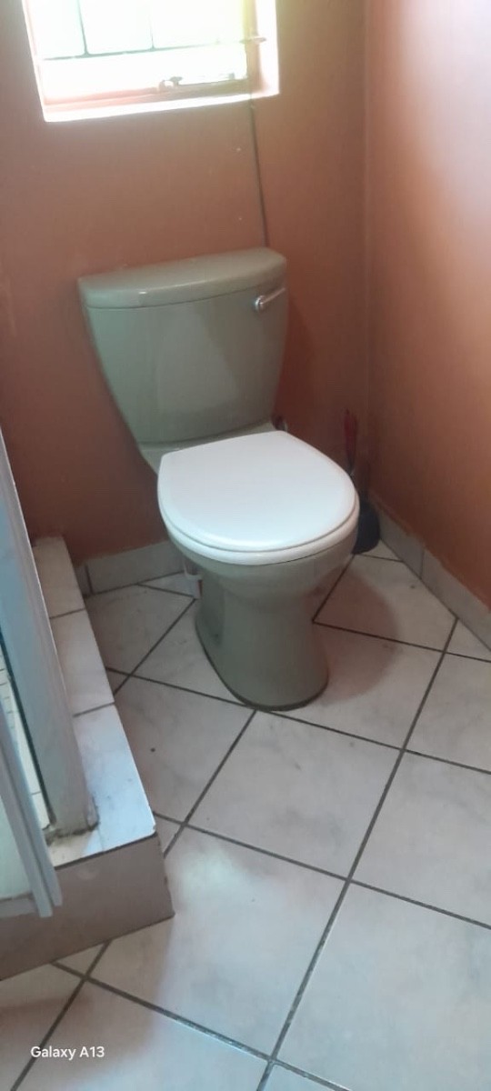Room for rent in West Acres, Nelspruit, 33 West acres (3rd floor), West acres, 33 West acres, West Acres, Nelspruit, Mpumalanga