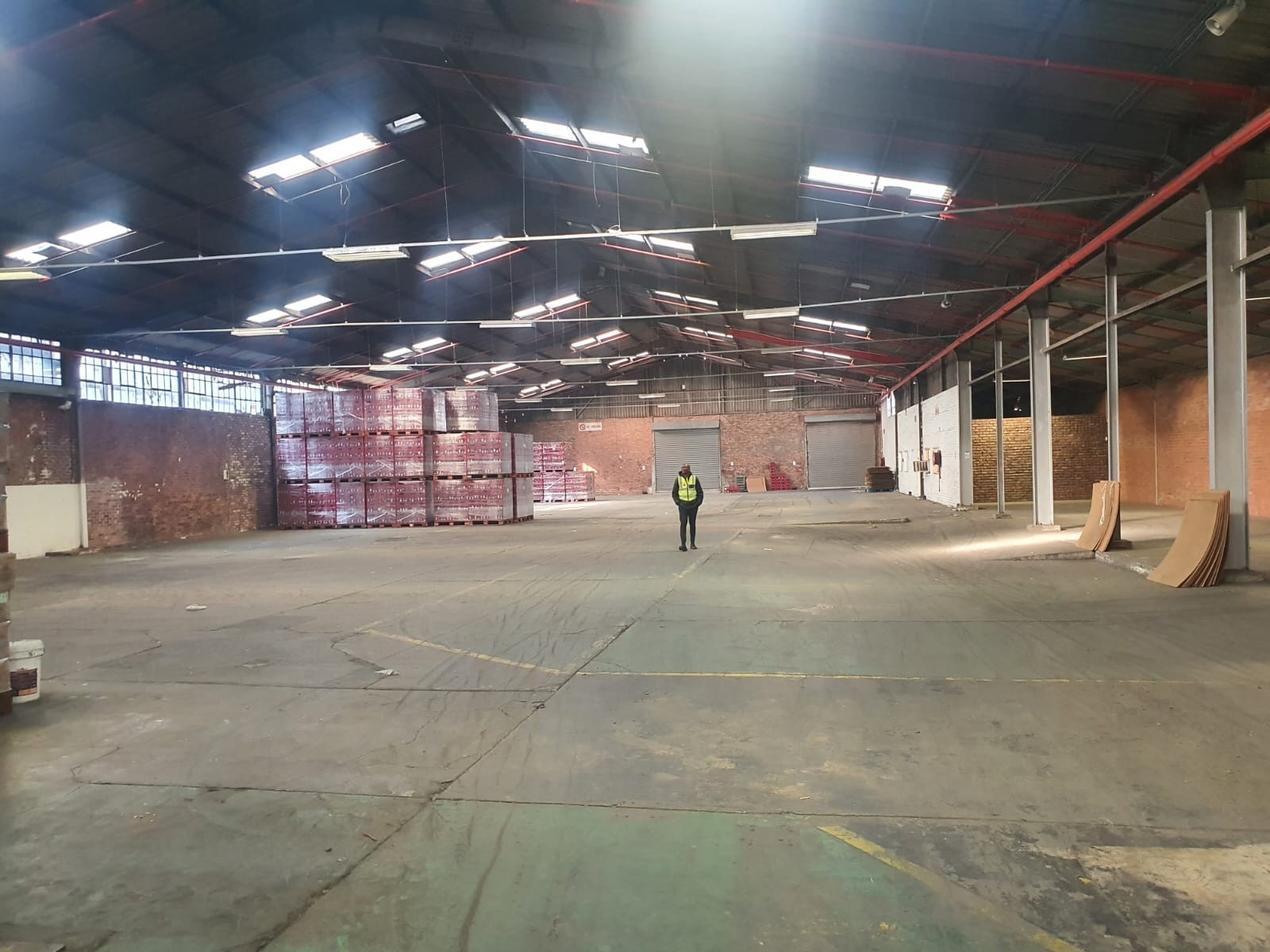 Warehouse for rent in Deal Party, Port Elizabeth, 142 Burman Road, Deal Party, Port Elizabeth, Eastern Cape, 1943 m²