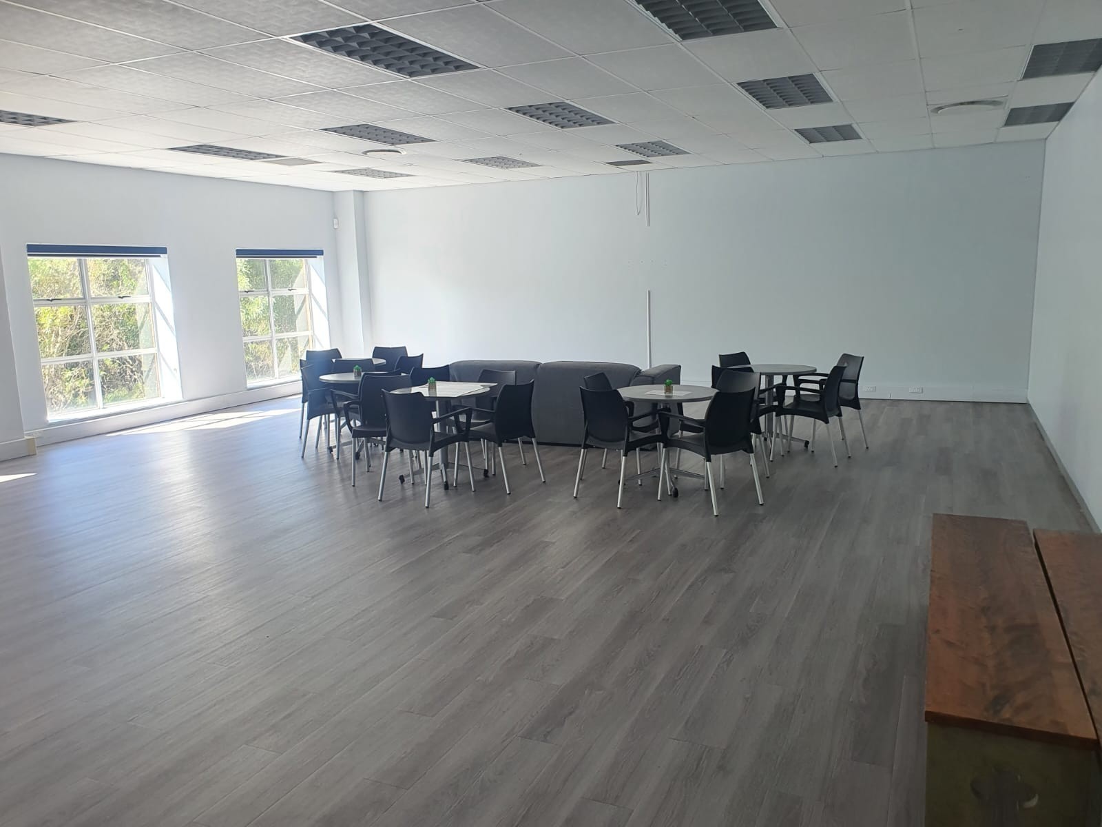 Office for rent in Fairview, Port Elizabeth, 141 Willow Road, Fairview, Port Elizabeth, Eastern Cape, 300 m²